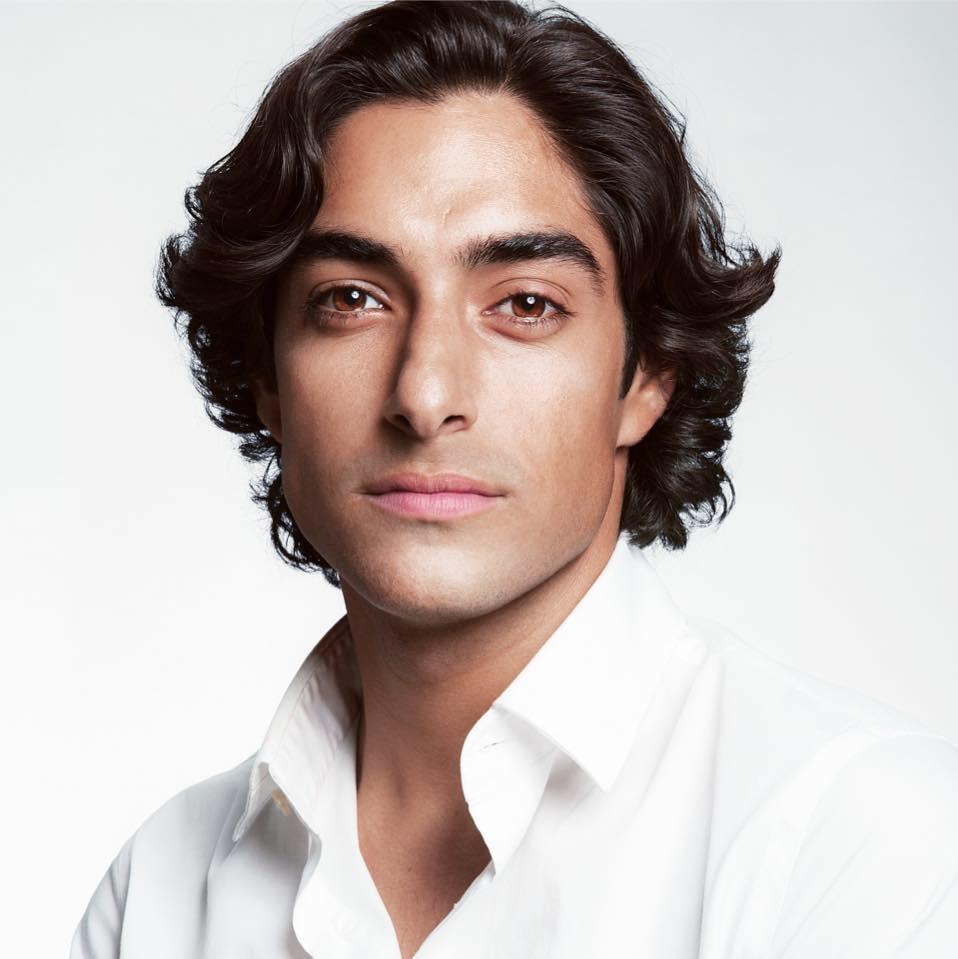 actor Eman Esfandi large photo