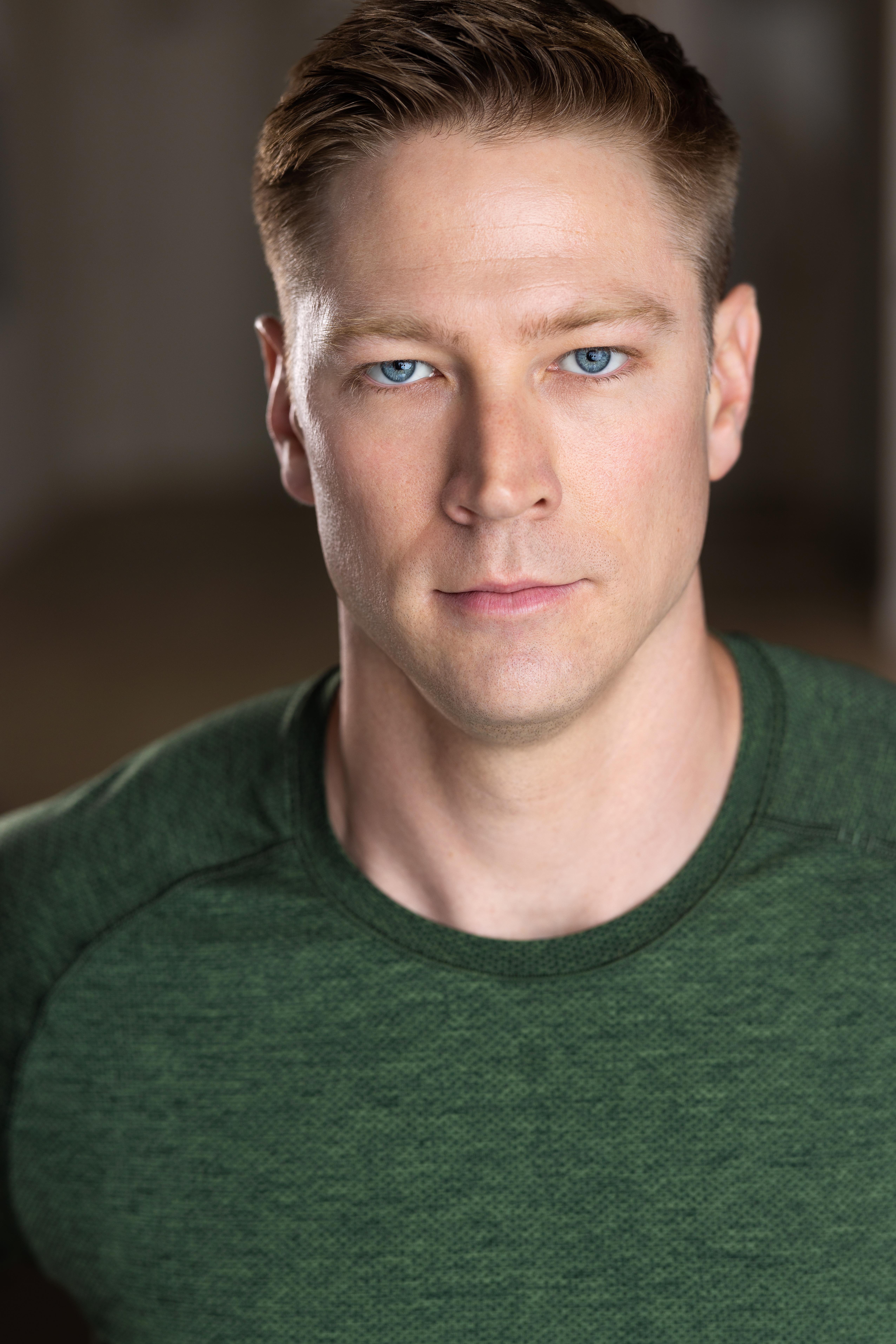 actor Max Bickelhaup large photo