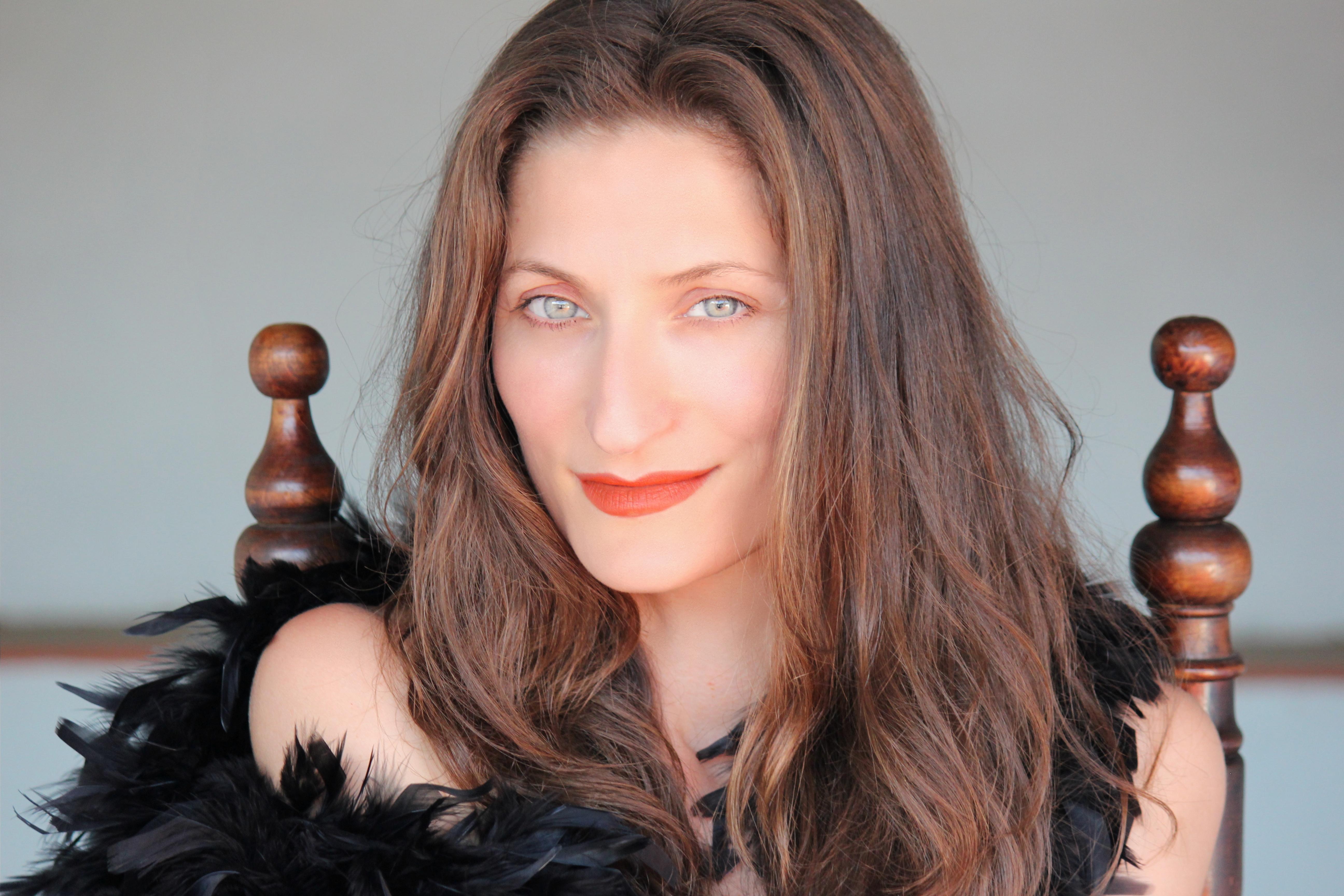 actor Montserrat Roig de Puig large photo