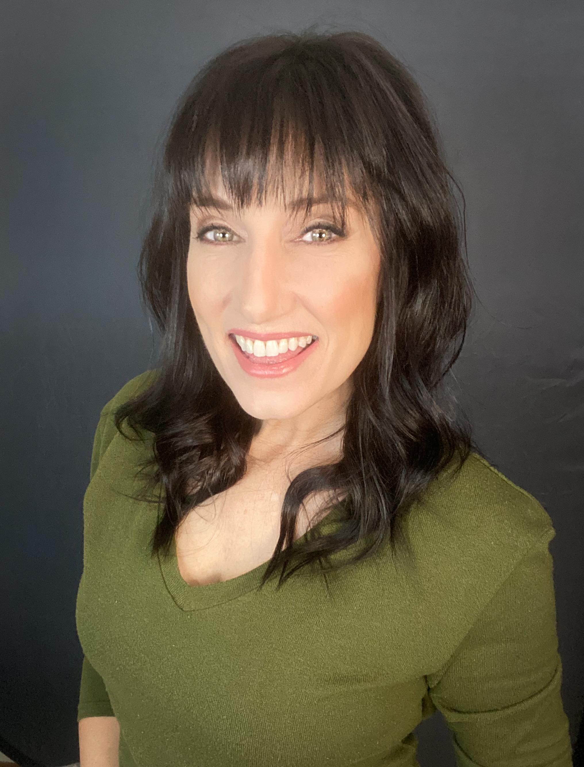 actor Christie Courville large photo