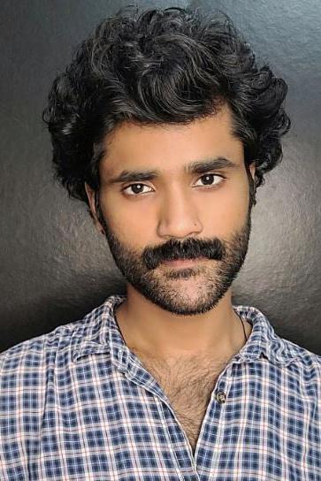 actor Akkshay Gunaawat large photo