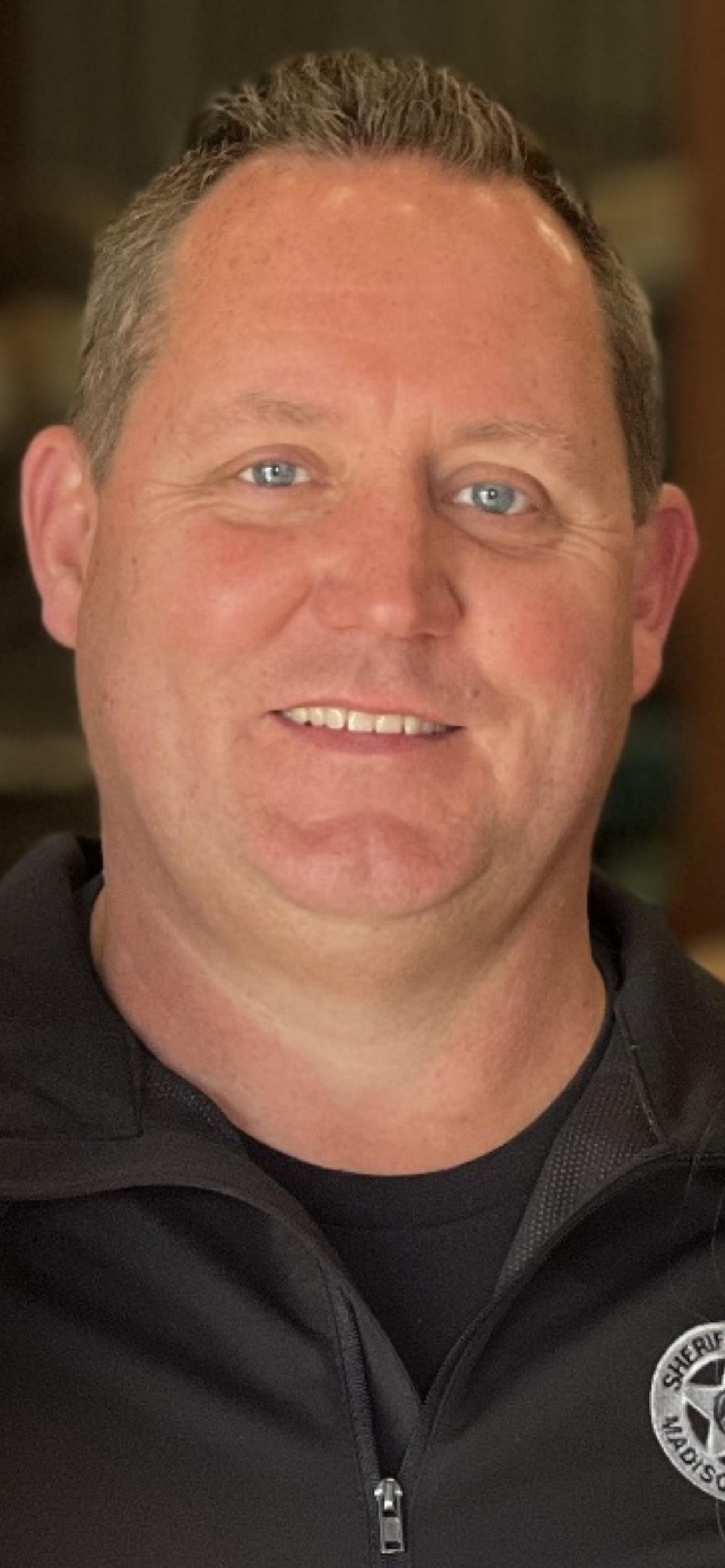 actor Mark Sandridge large photo