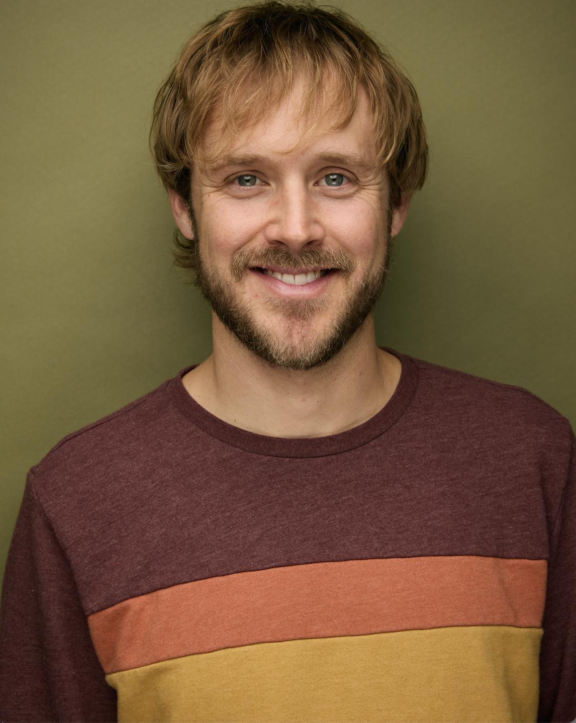 actor Josh Duvendeck large photo