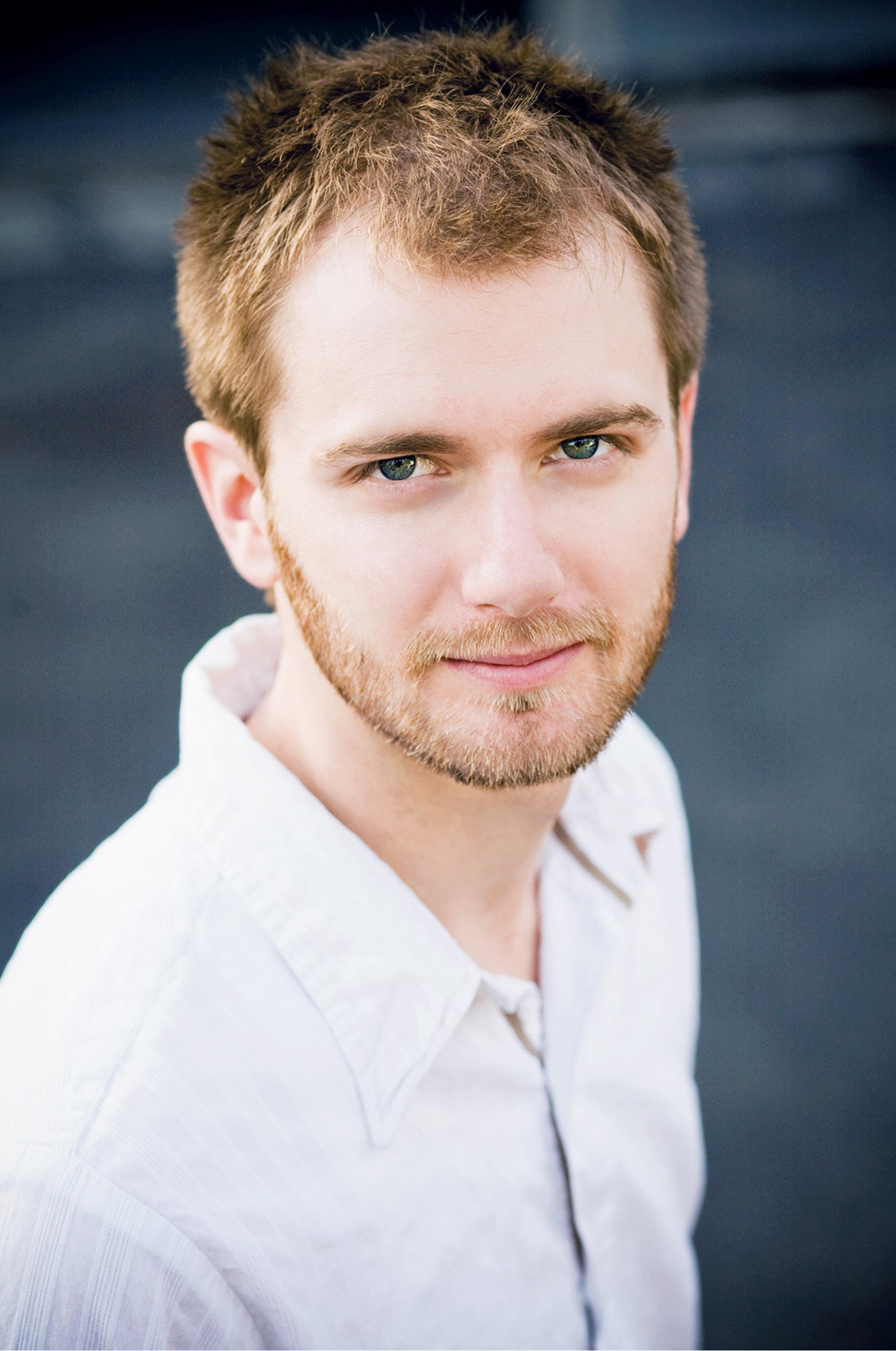 actor Nicholas Daue large photo