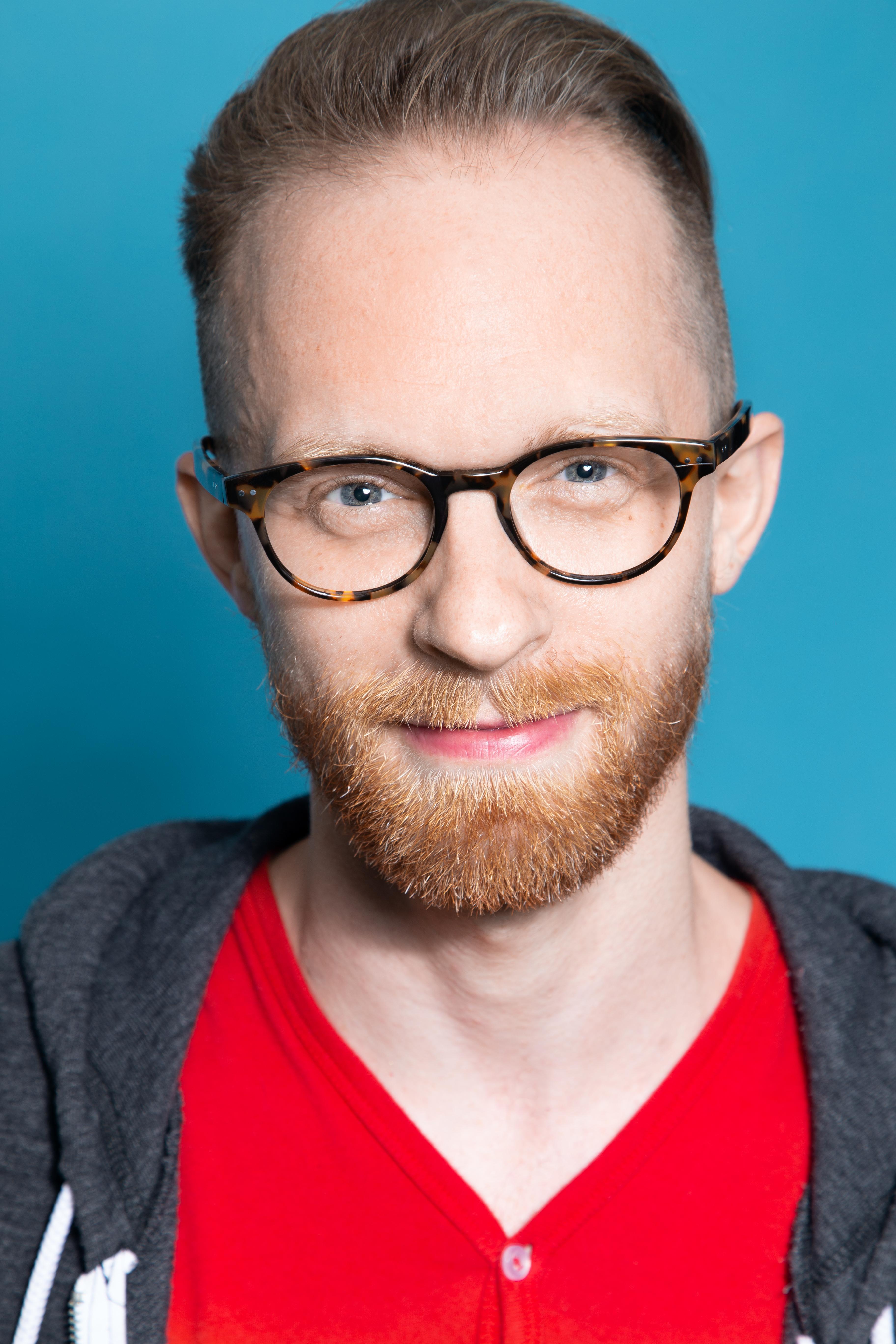 actor Cassidy Barnes large photo