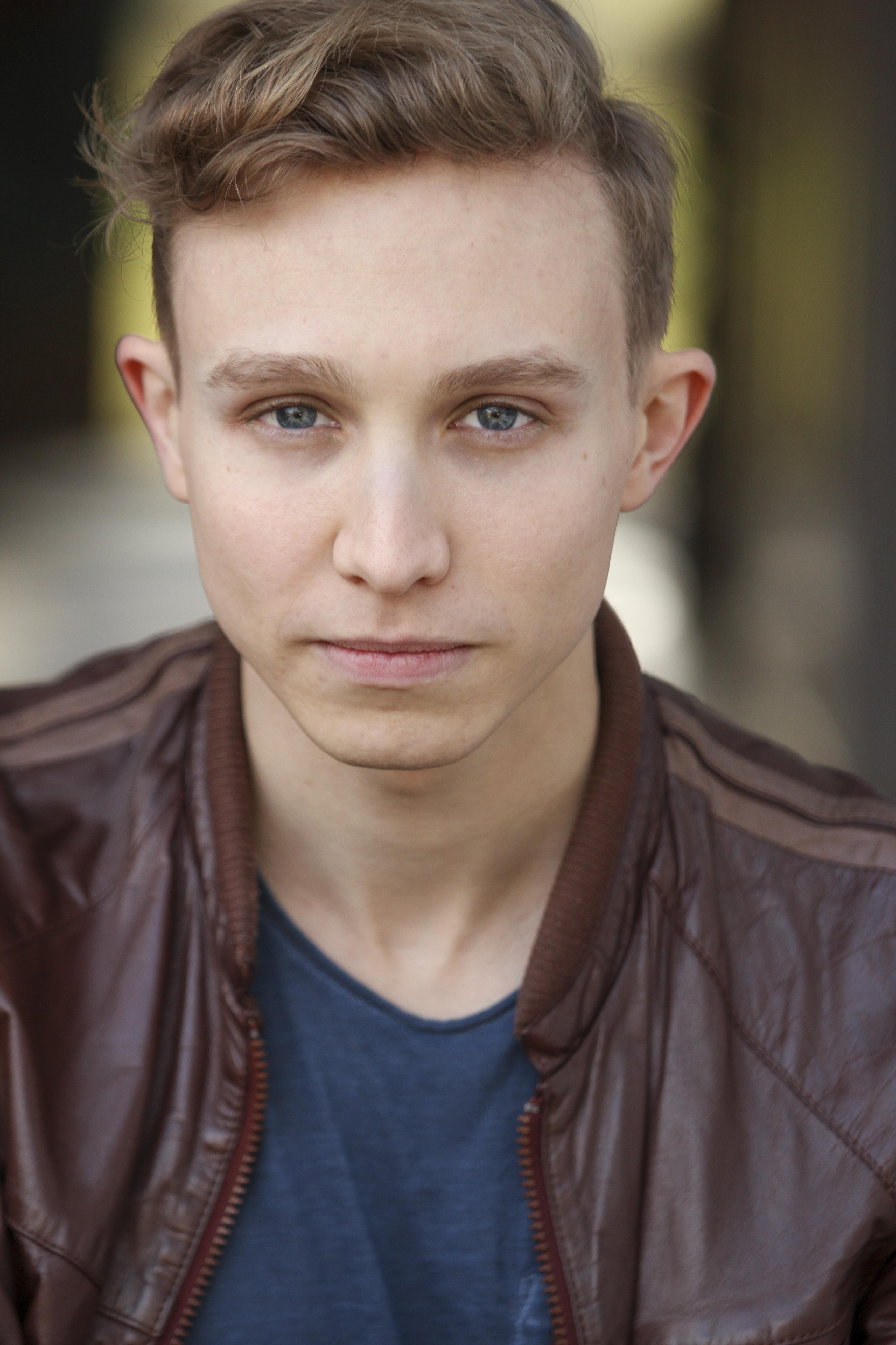 actor Skyler Gallun large photo