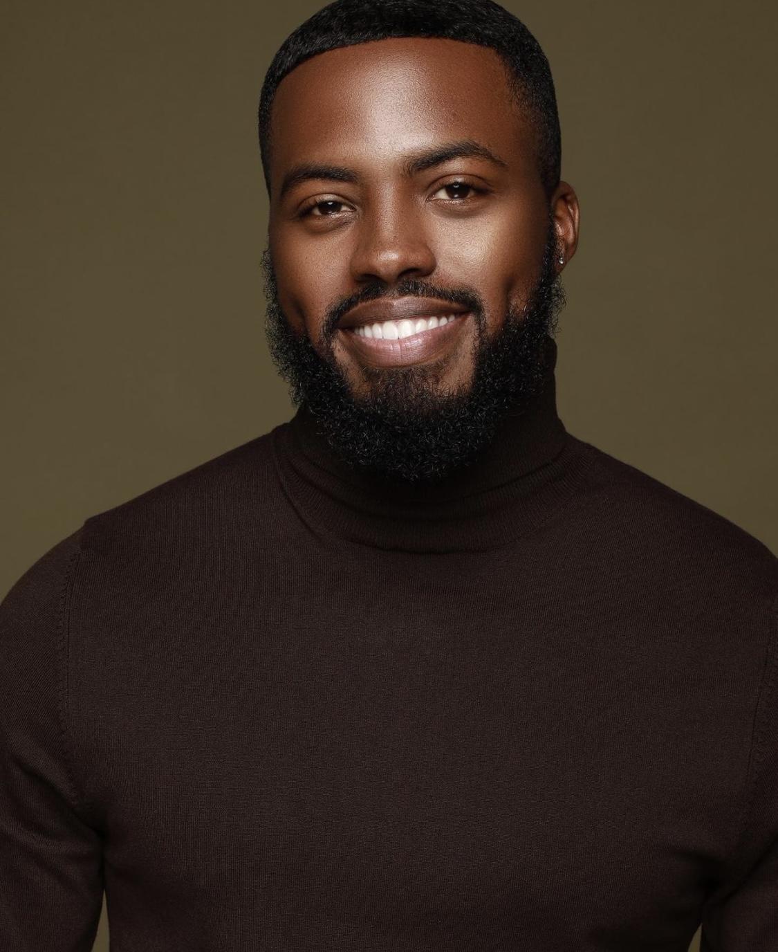 actor Lawrence Robinson large photo