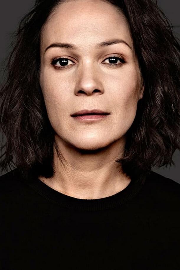 actor Sandrine Bisson large photo