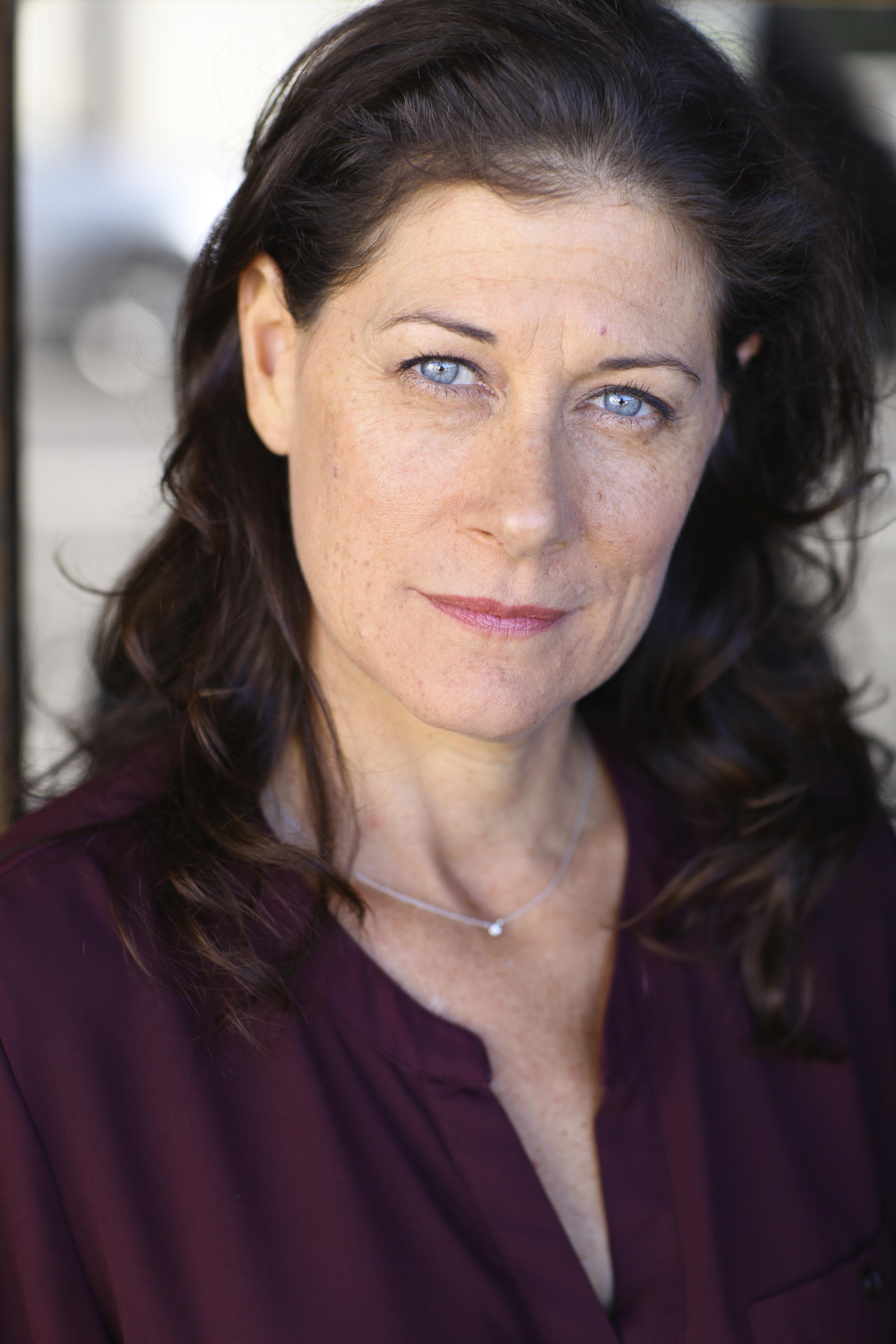 actor Wendy Miklovic large photo