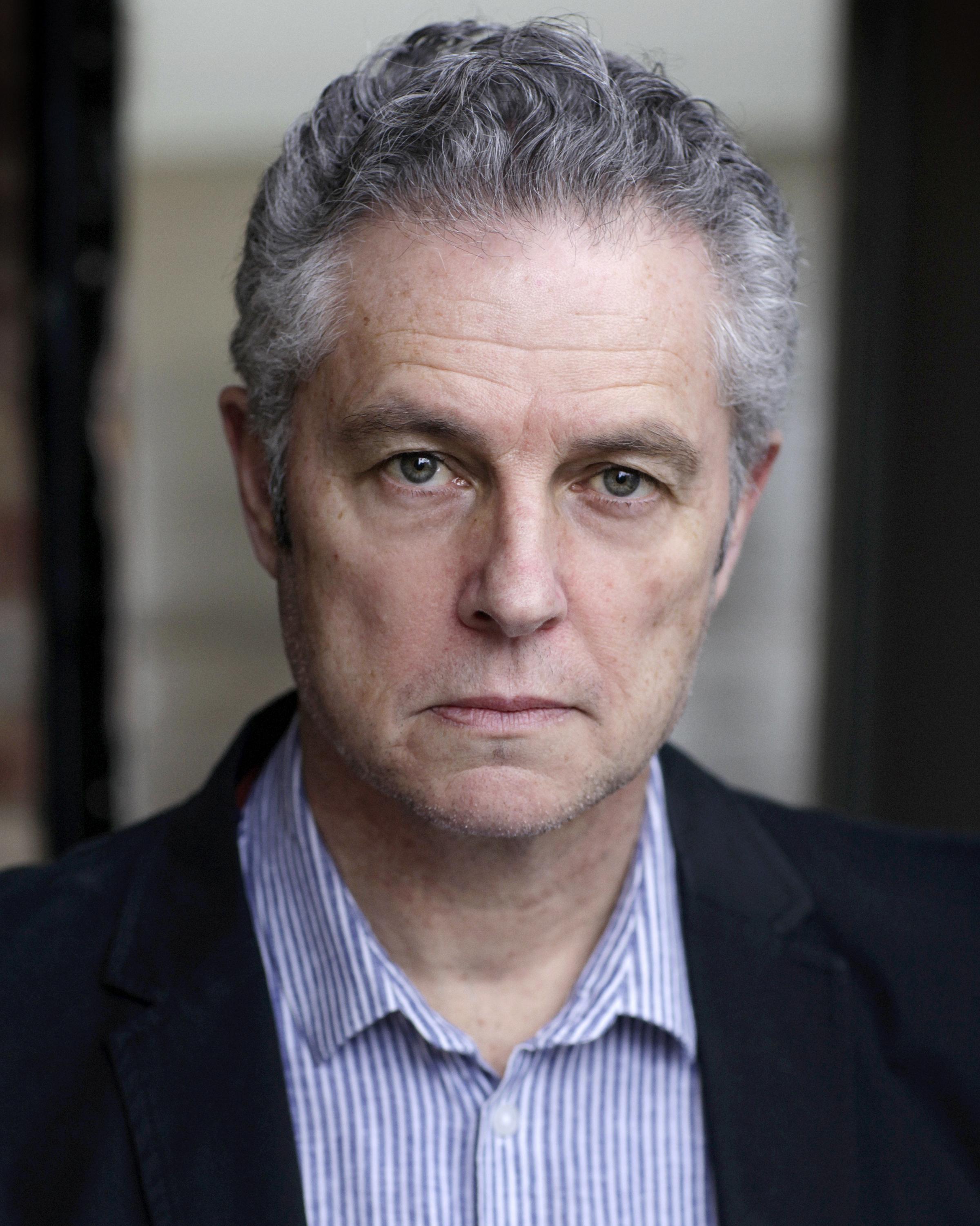 actor Stuart Packer large photo