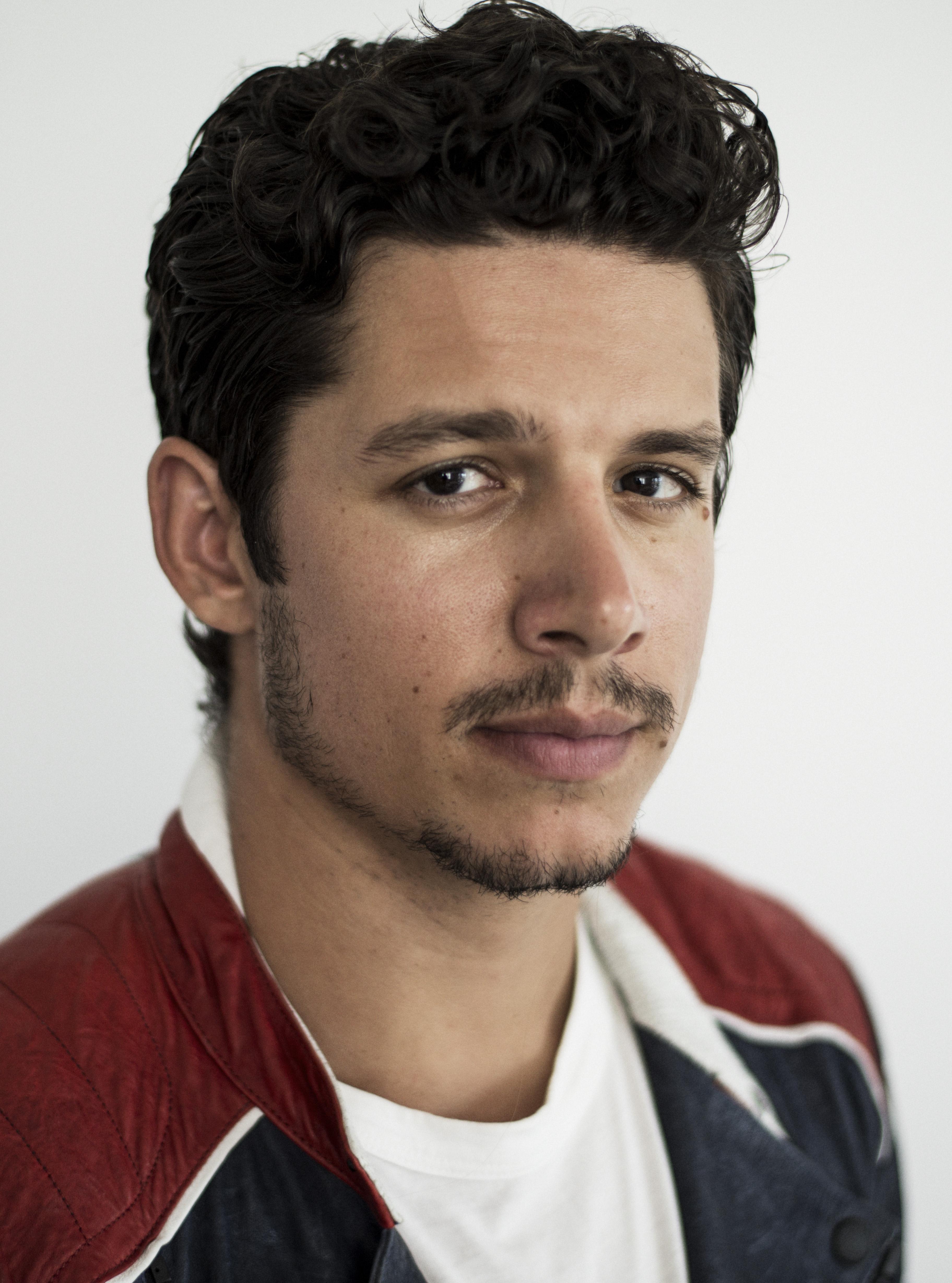 actor Ian Pala large photo