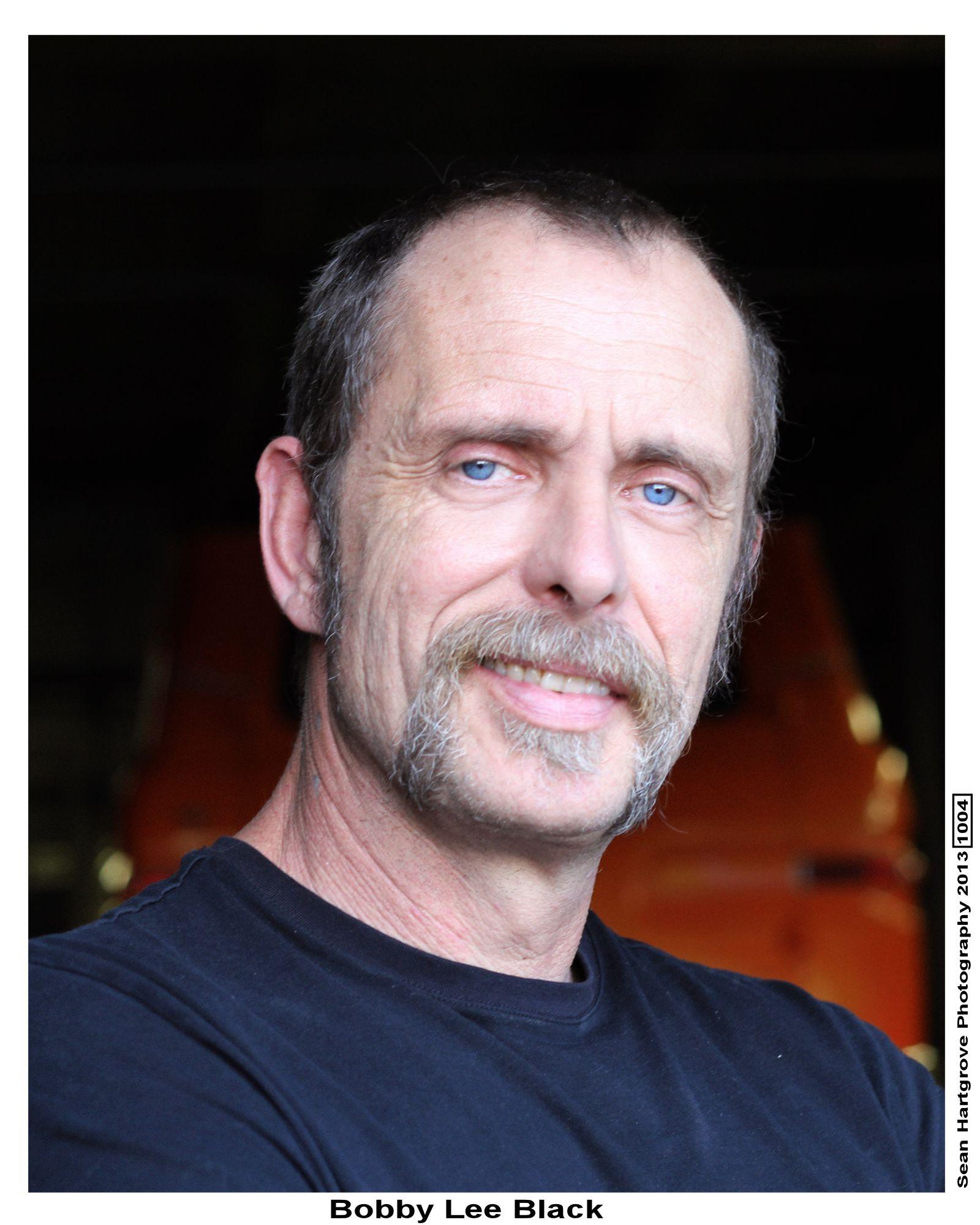 actor Bobby Lee Black large photo