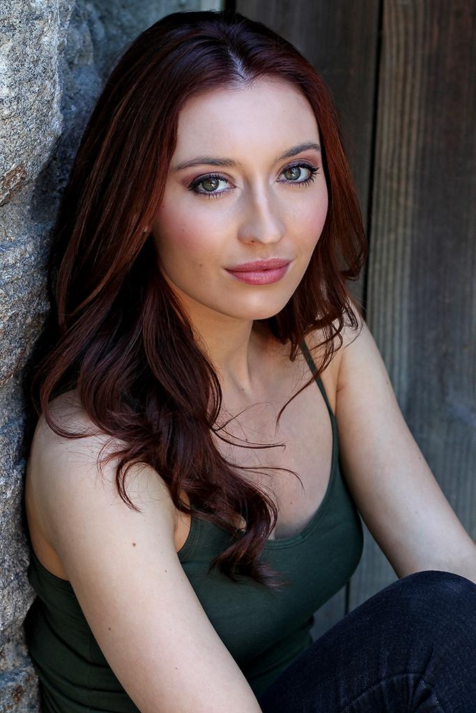 actor Danielle Guldin large photo