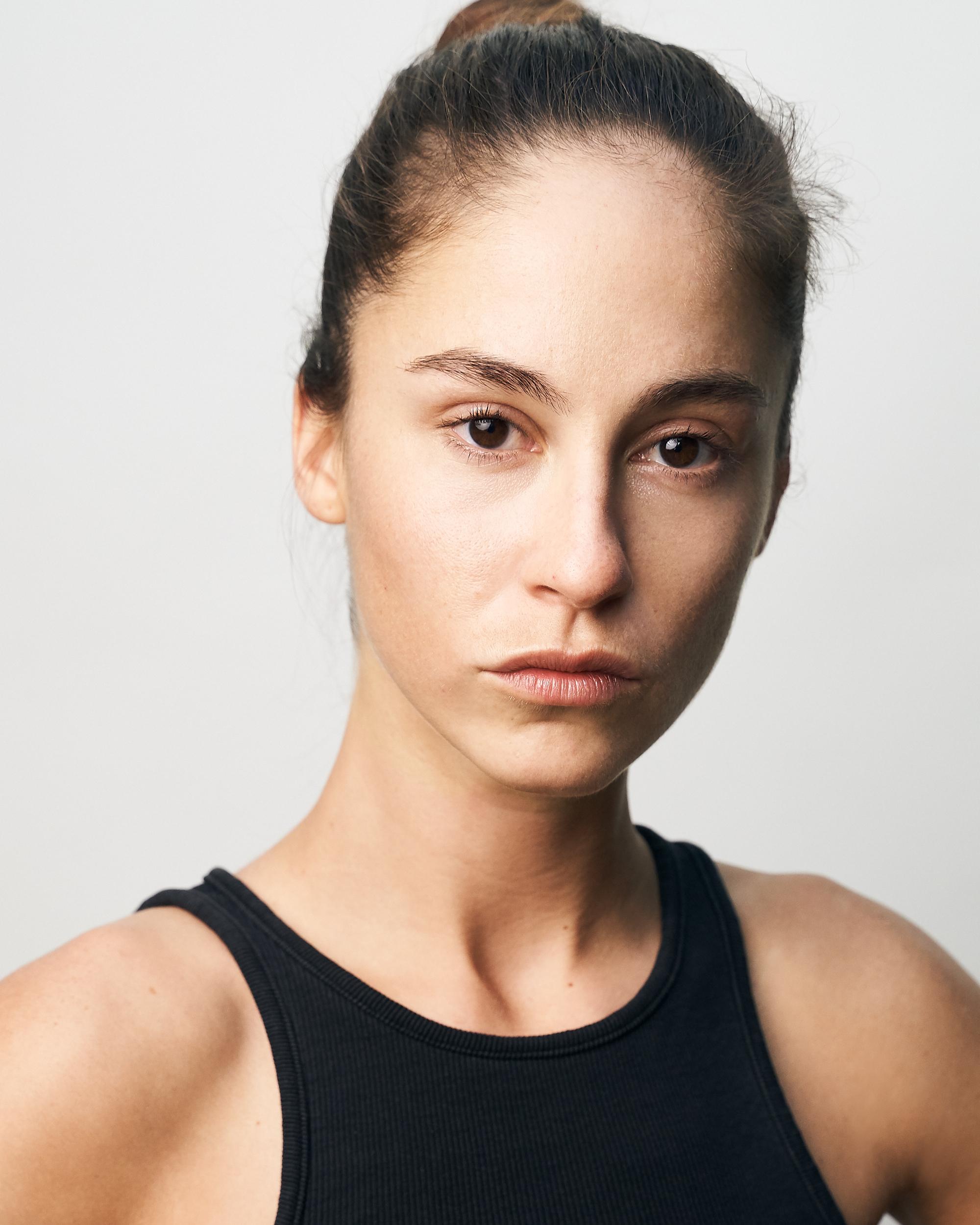 actor Hannah Fritsch large photo