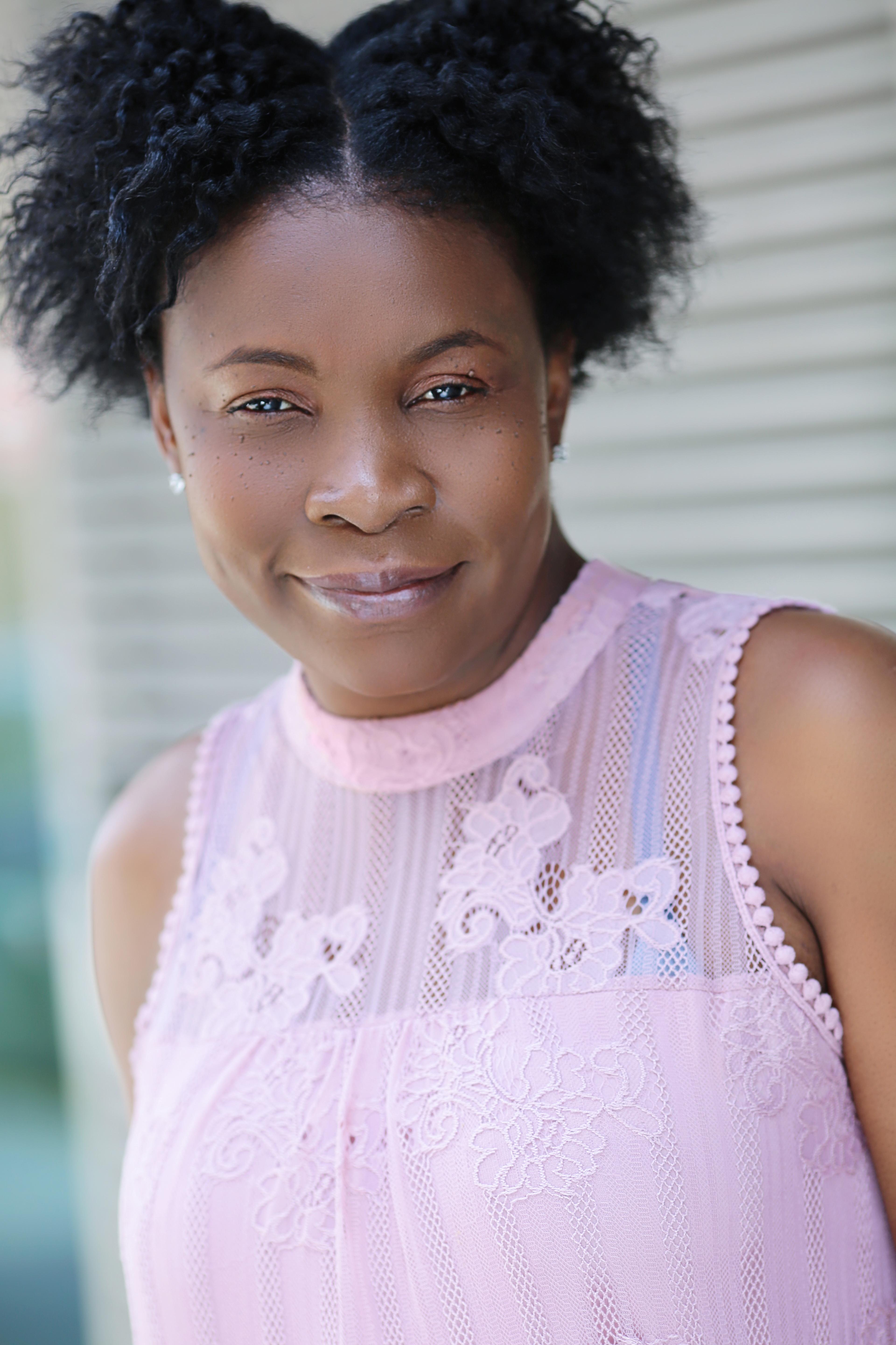 actor Phiona Empress large photo