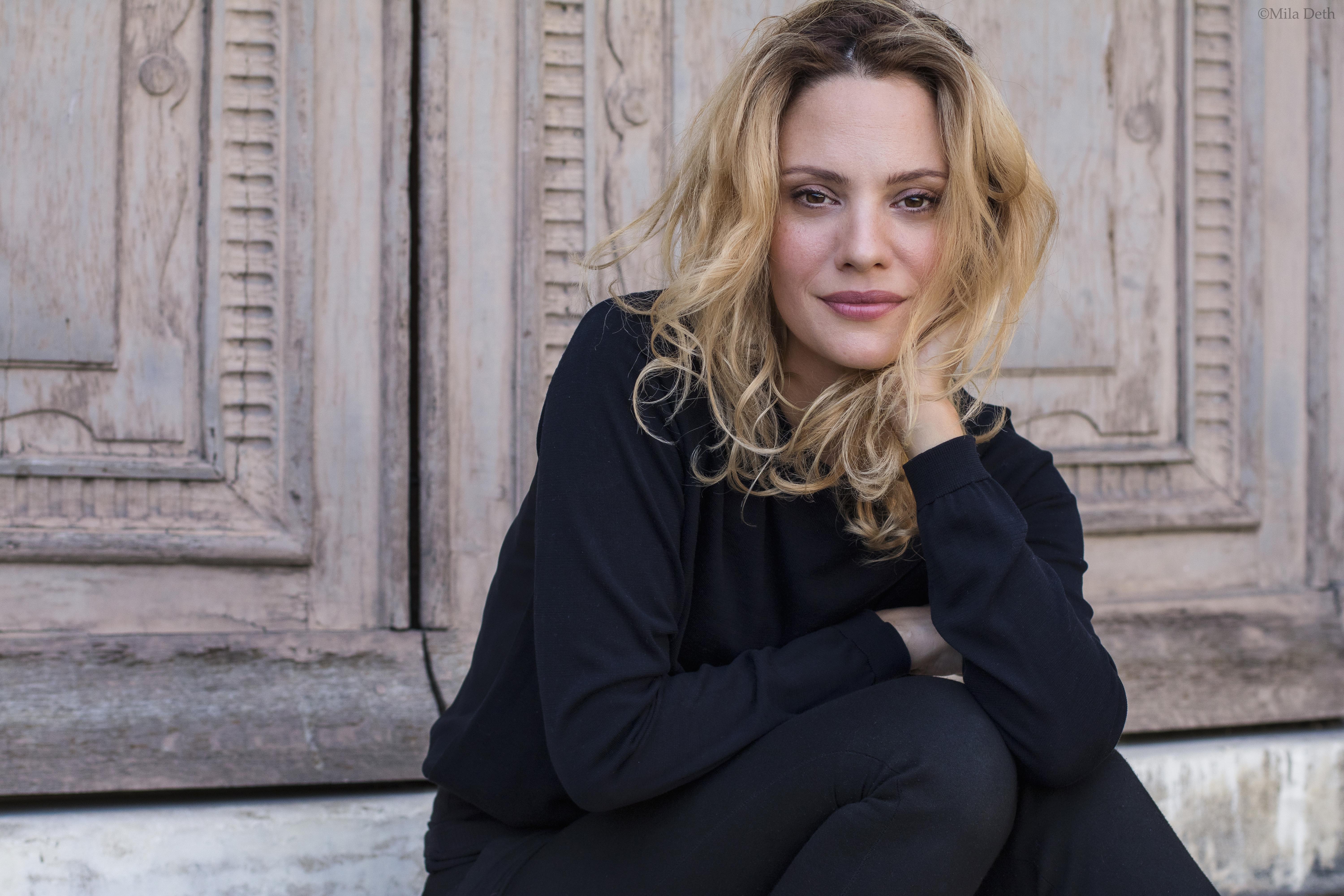 actor Camille De Pazzis large photo