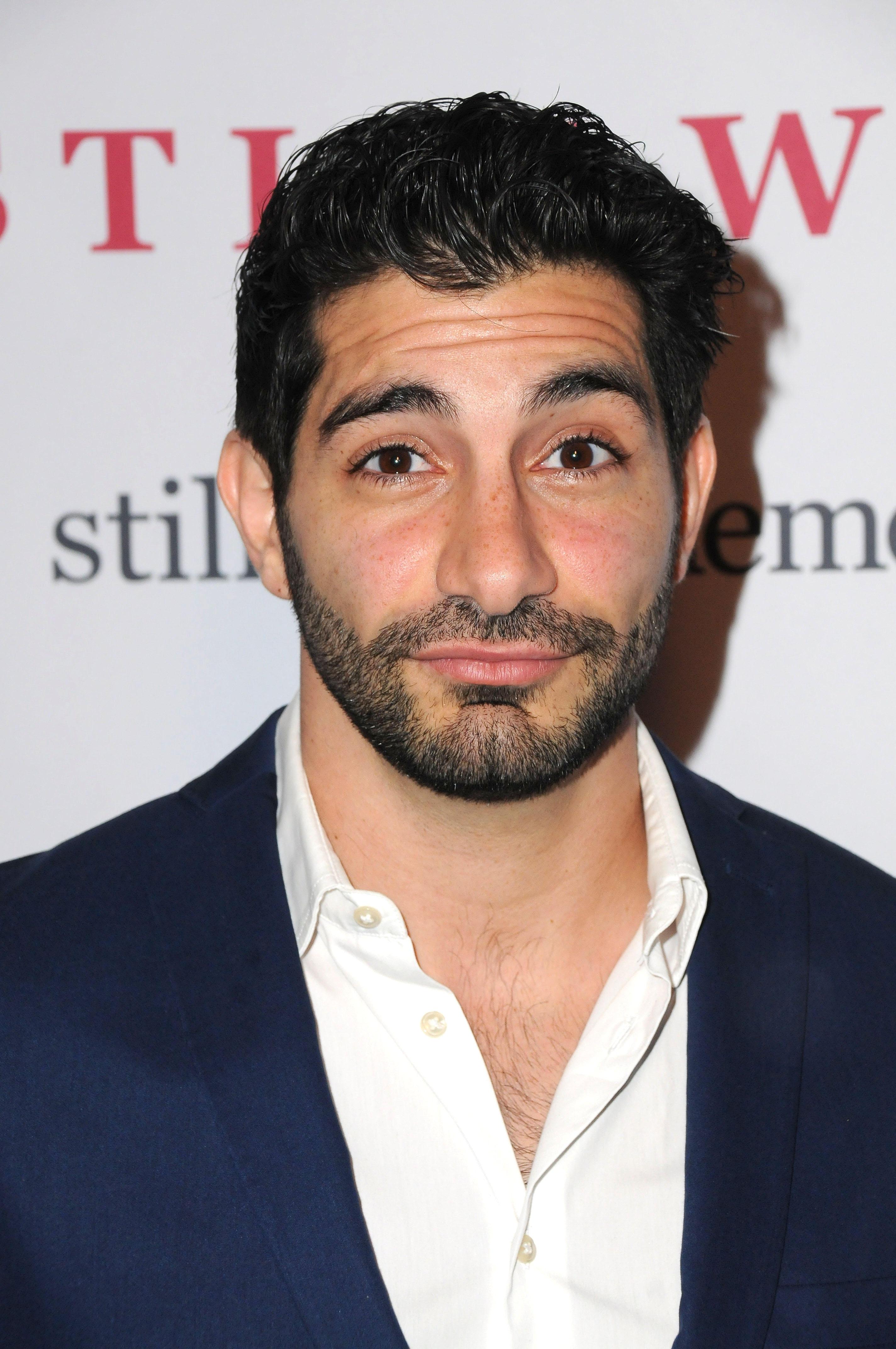 actor Paul Elia large photo