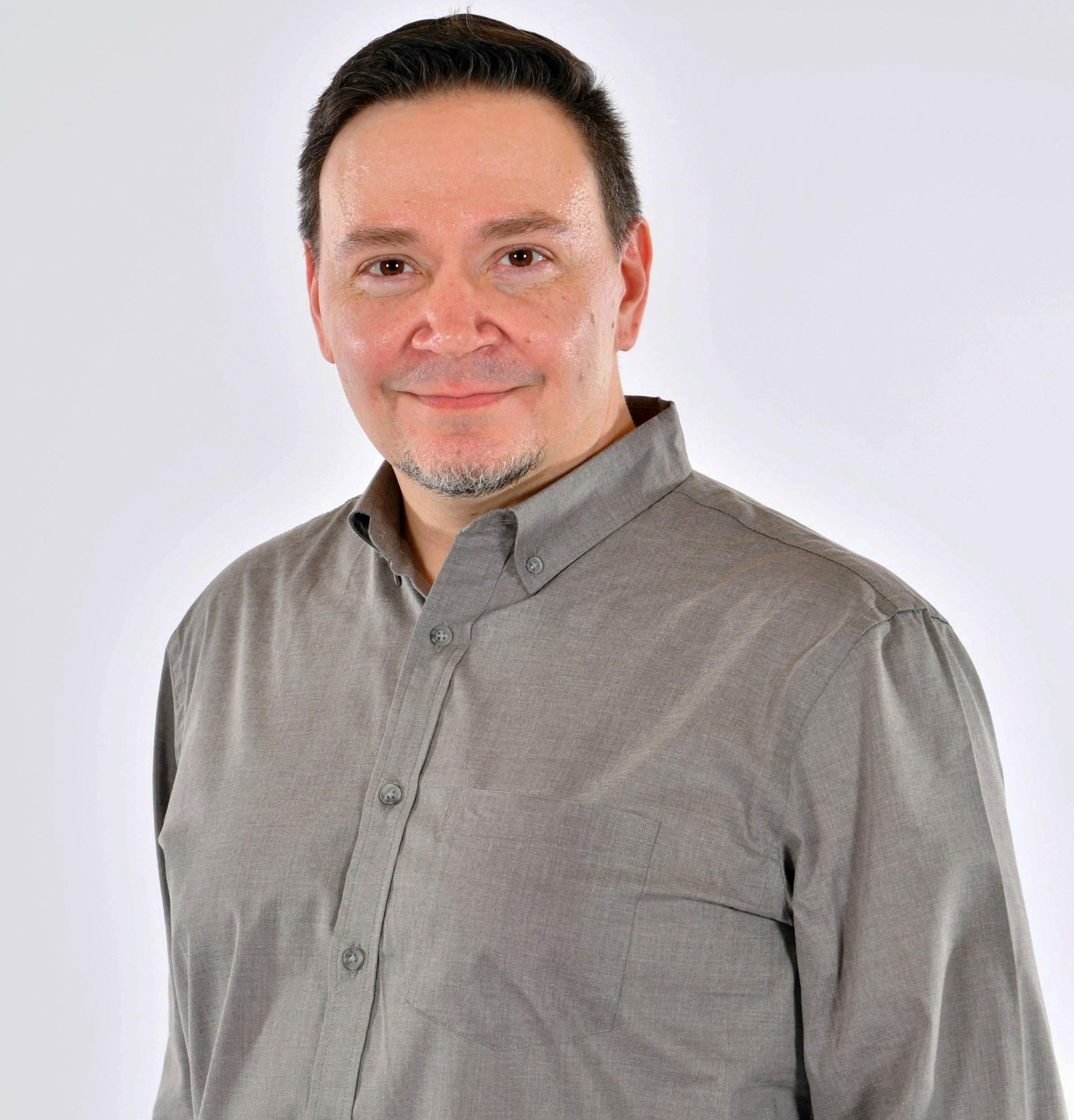 actor Doug Maulden-Locke large photo