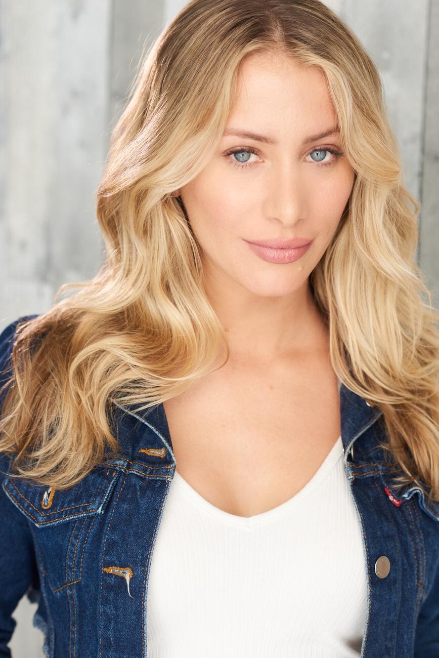 actor Simone Wasserman large photo