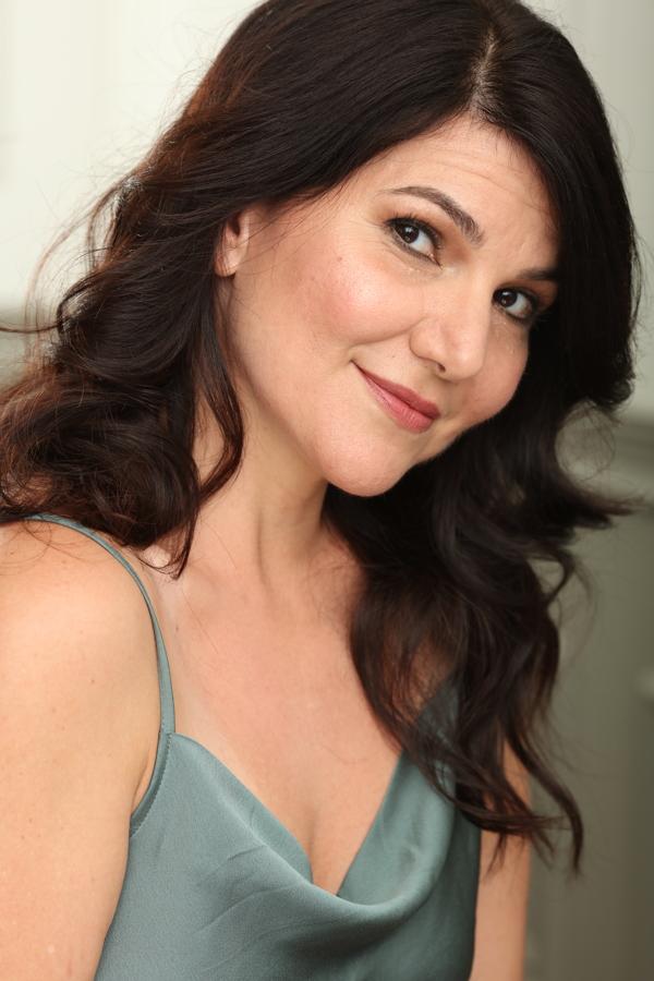 actor Cindy Chavez large photo