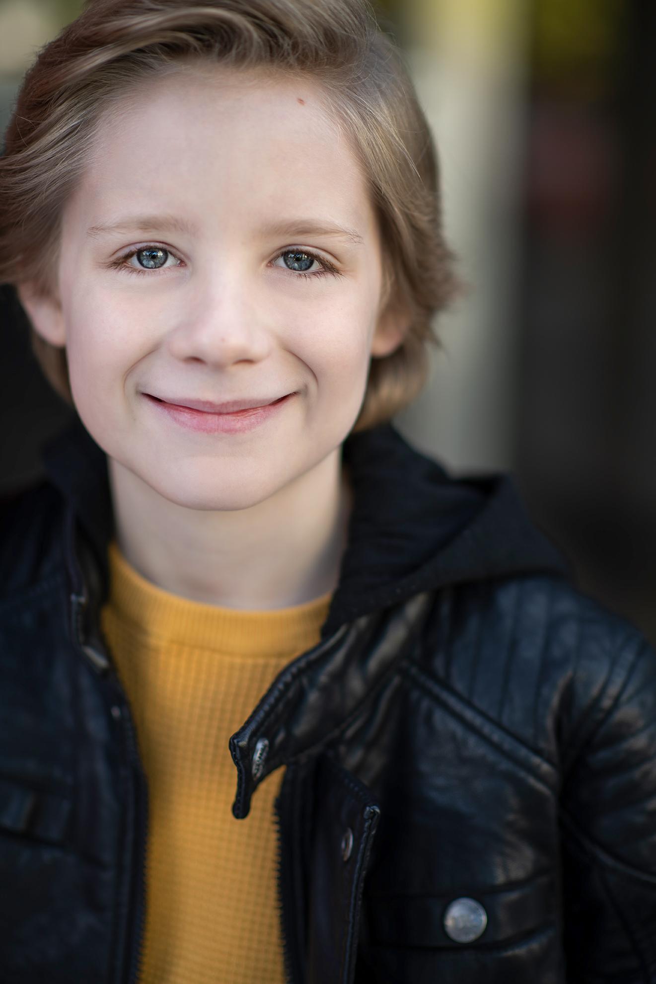 actor Alexander Brophy large photo