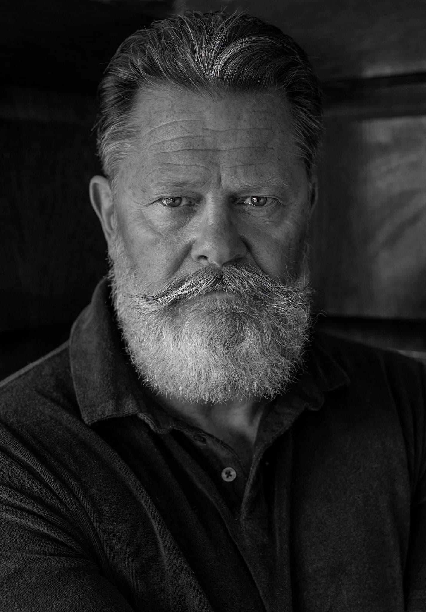 actor Kevin Horsham large photo