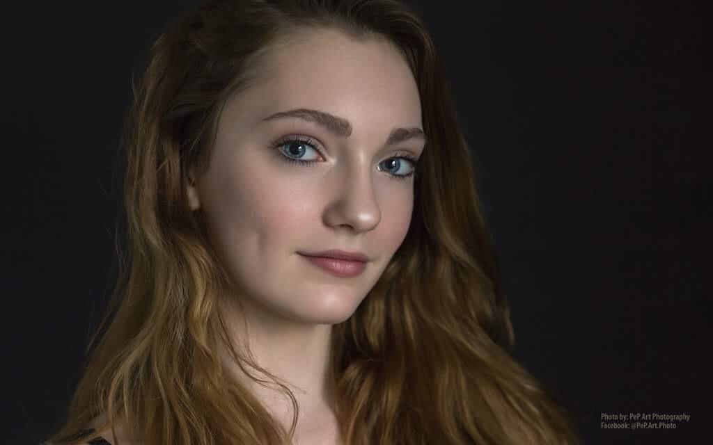 actor Kiara Corkett large photo