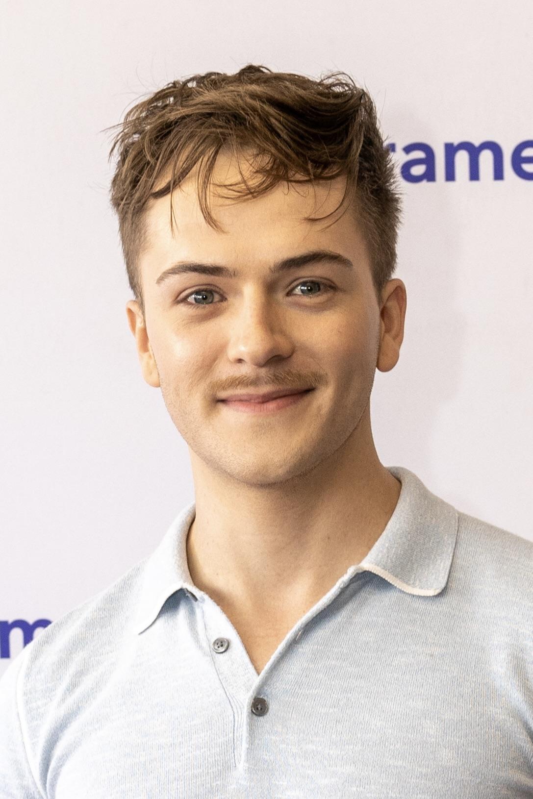 actor Jake Murphy large photo