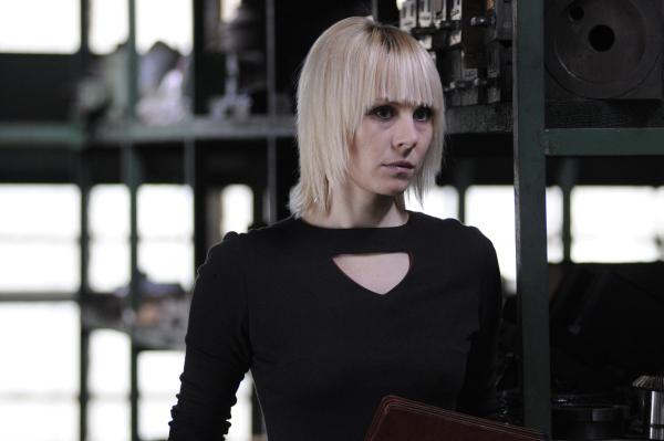 actor Dina Korzun large photo