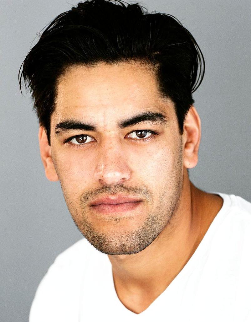 actor Niwa Whatuira large photo