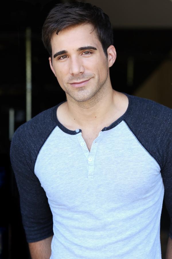 actor Justin Ray large photo