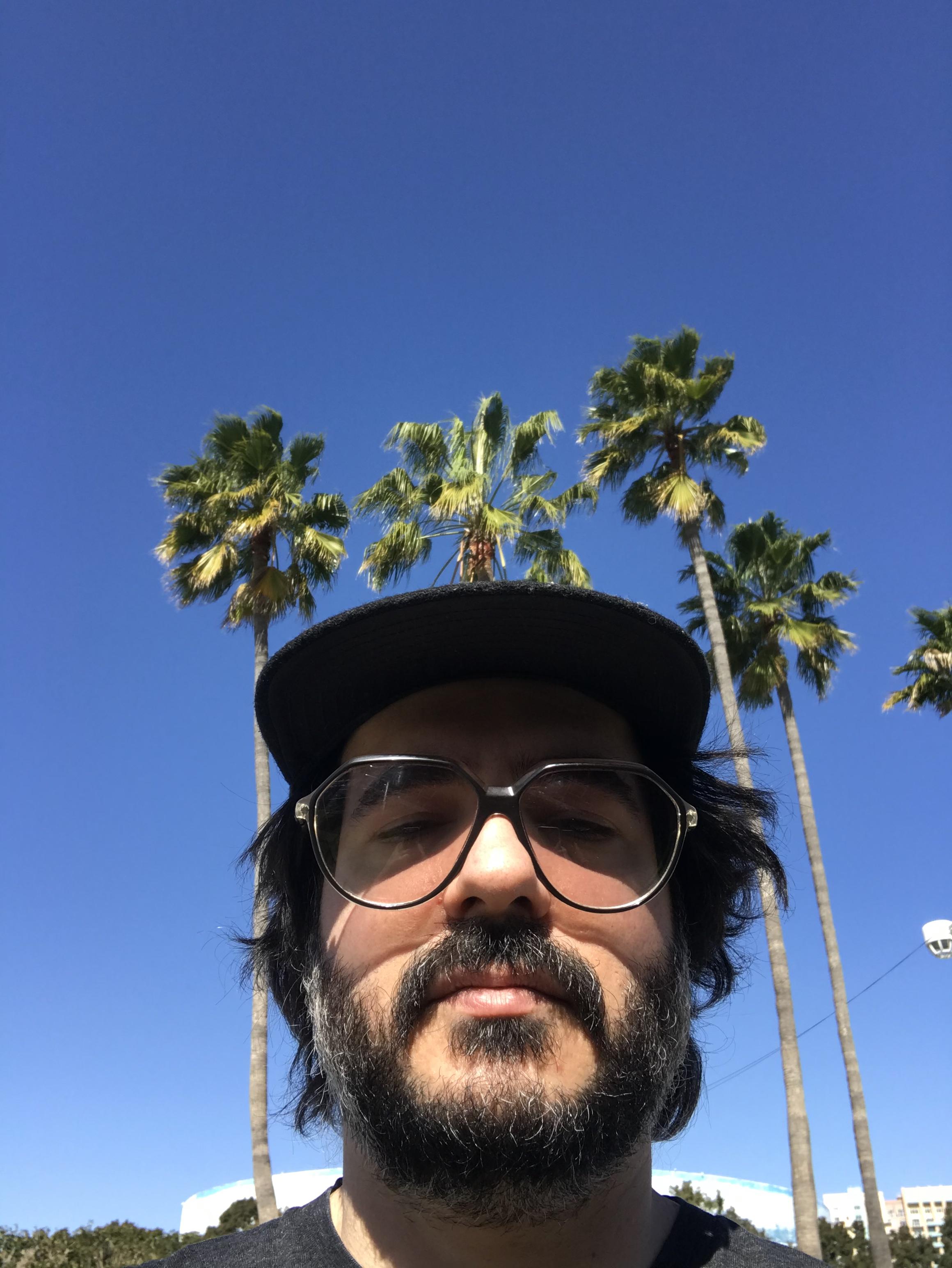 actor Michael Gaertner large photo