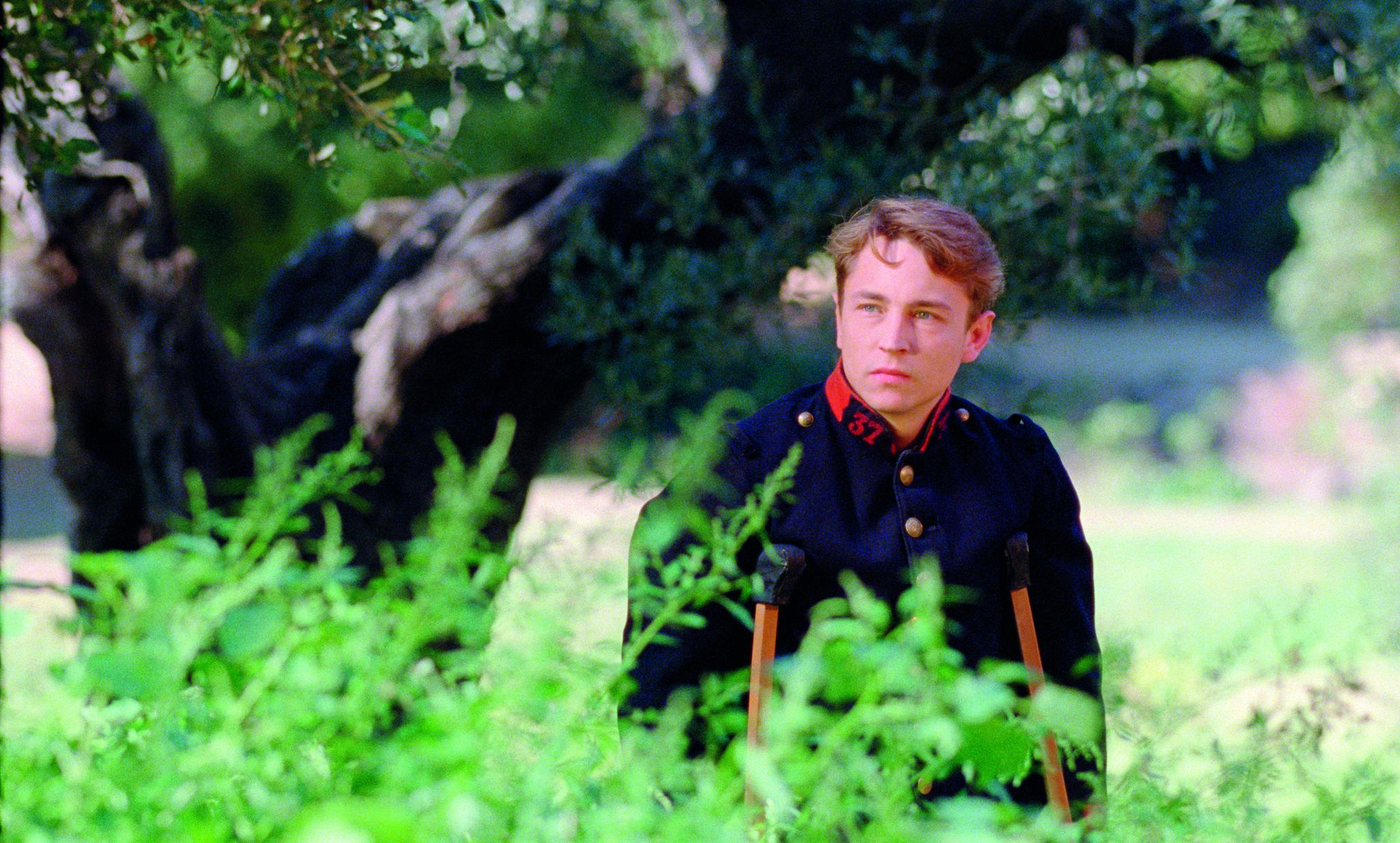 actor Vincent Rottiers large photo