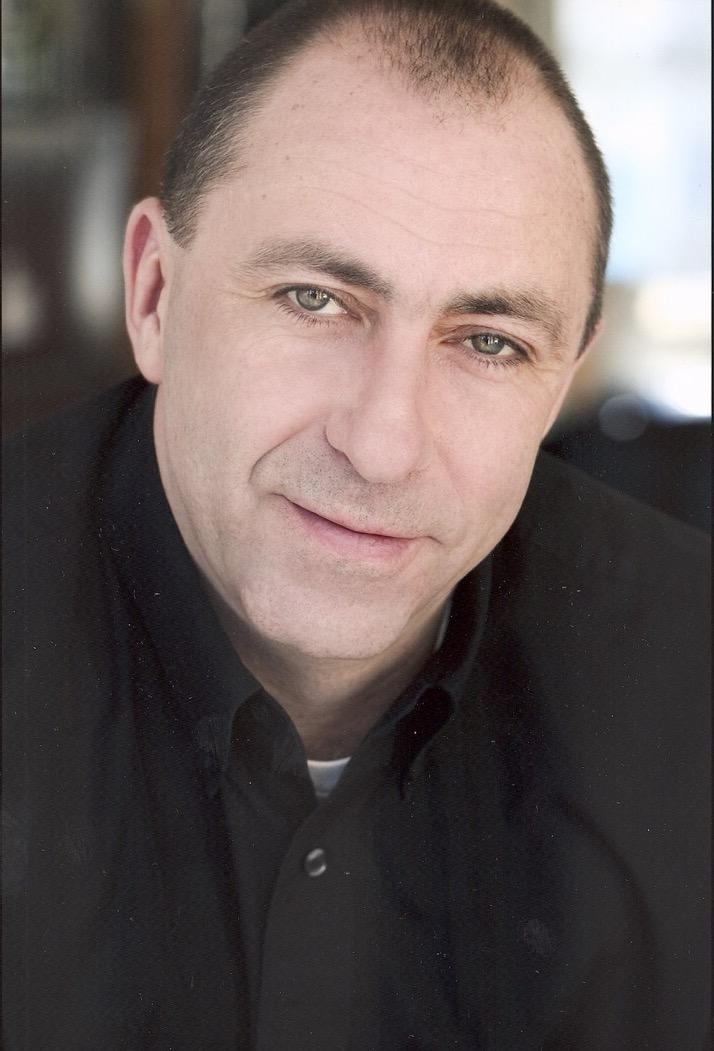 actor Kevin Scanlon large photo