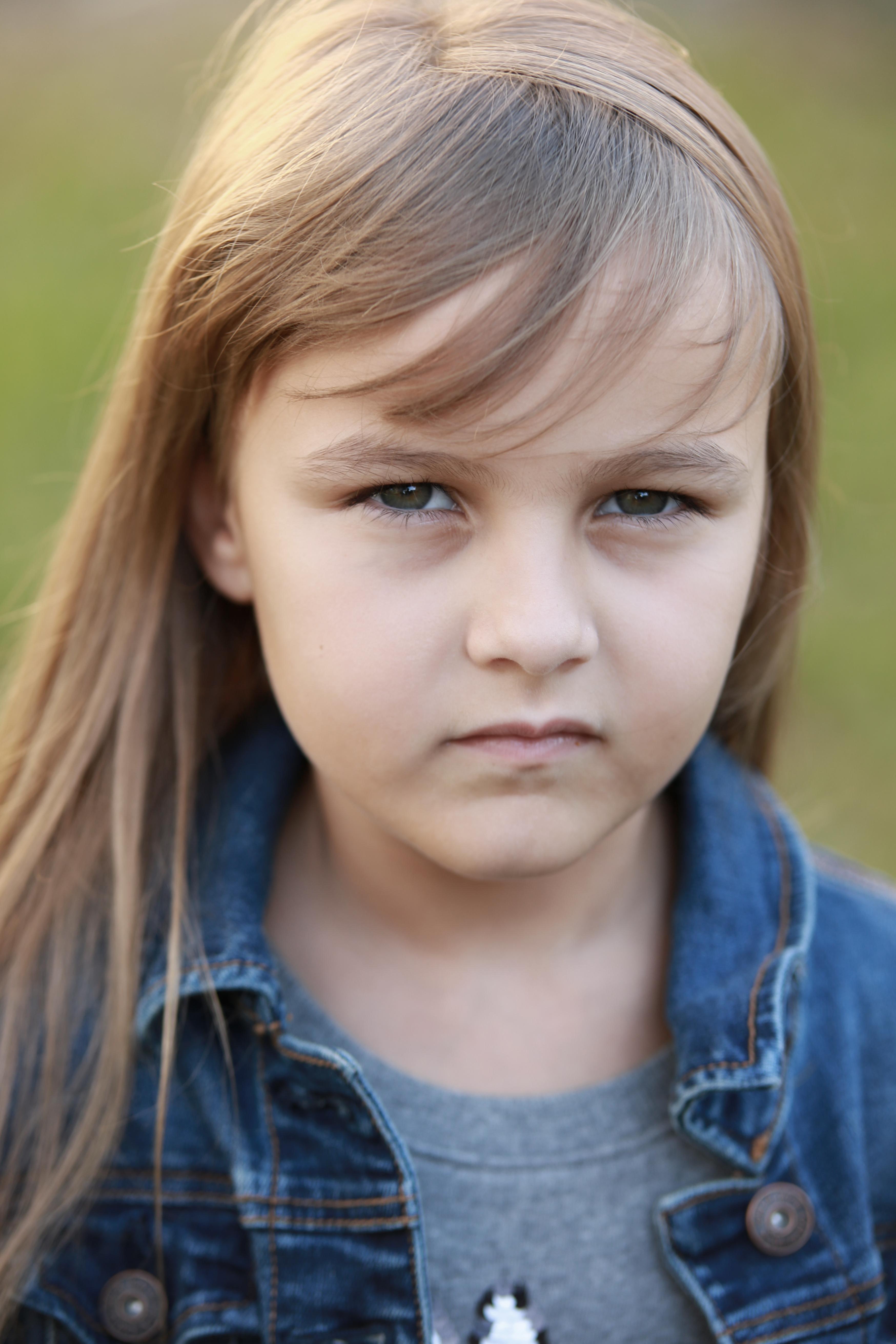 actor Zoey Lynn Poli large photo