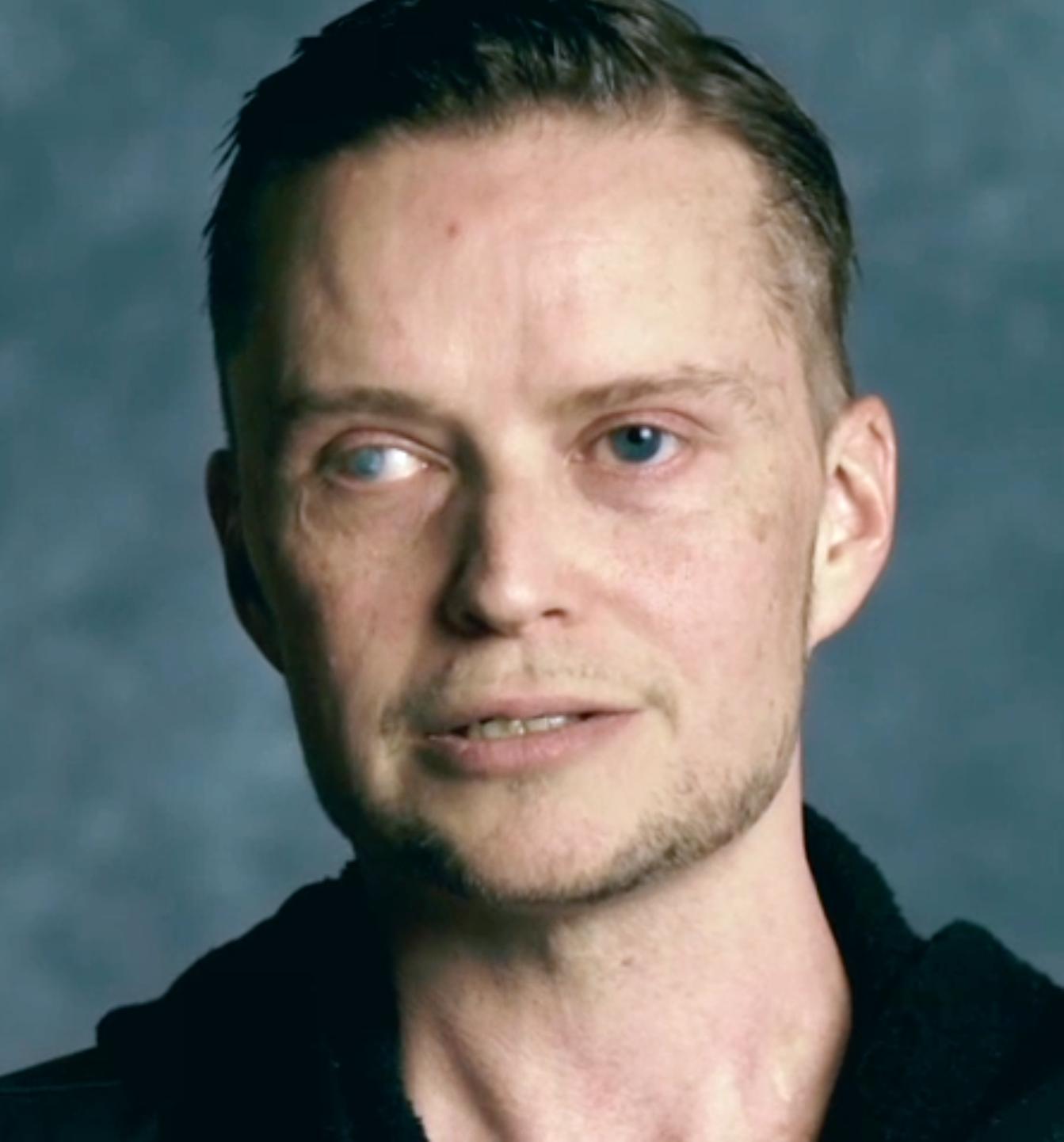 actor Lucien Greaves large photo