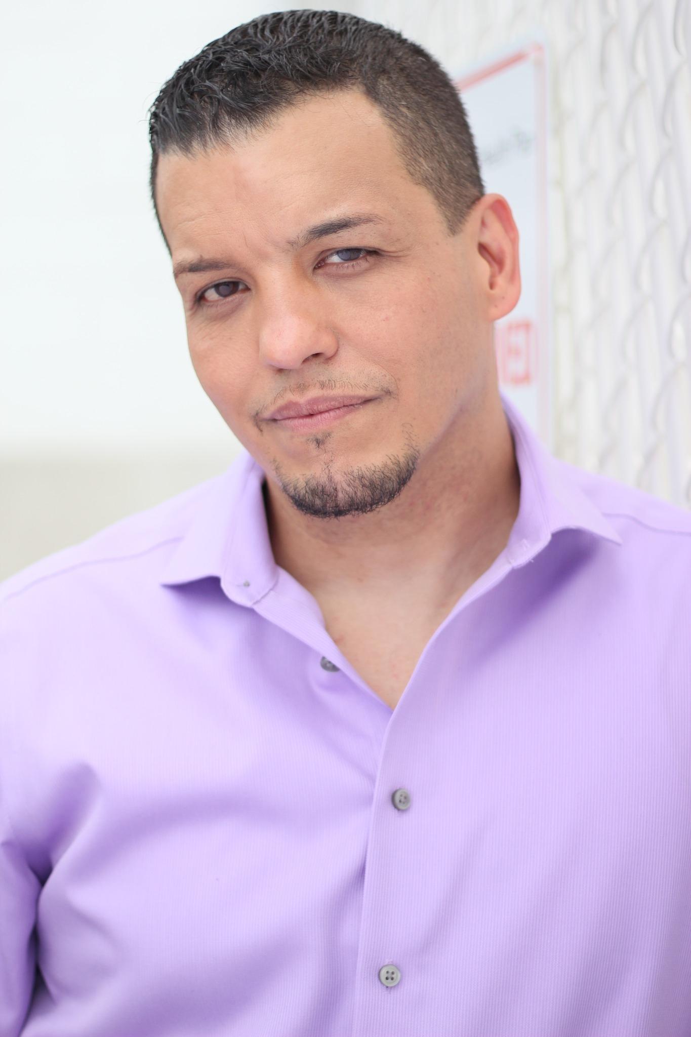 actor Shane Velez large photo