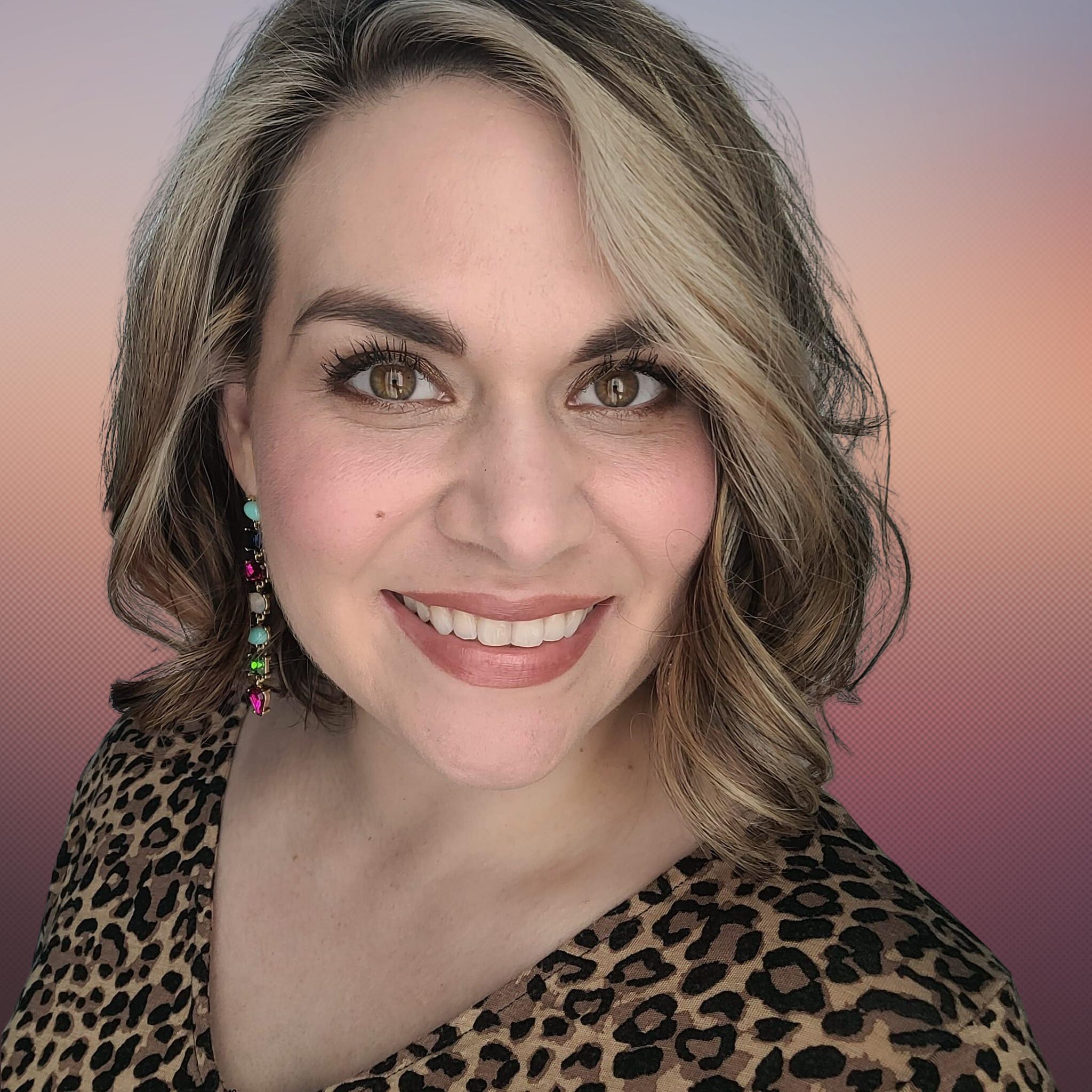 actor Nicole Santorella large photo