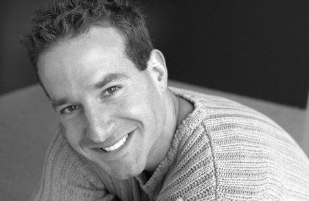 actor Andrew Roth large photo