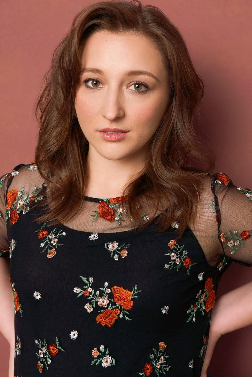 actor Jessica Givoino large photo