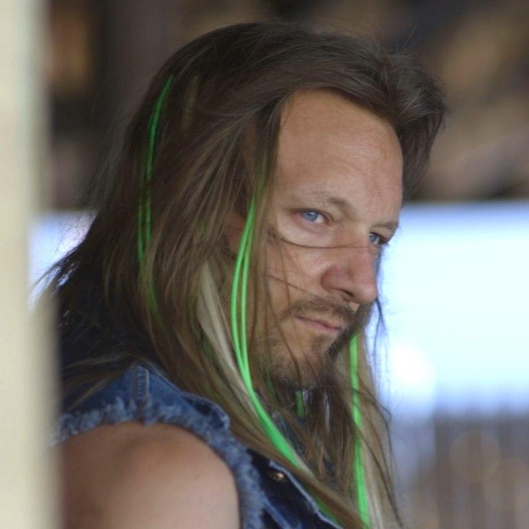 actor Len Kabasinski large photo