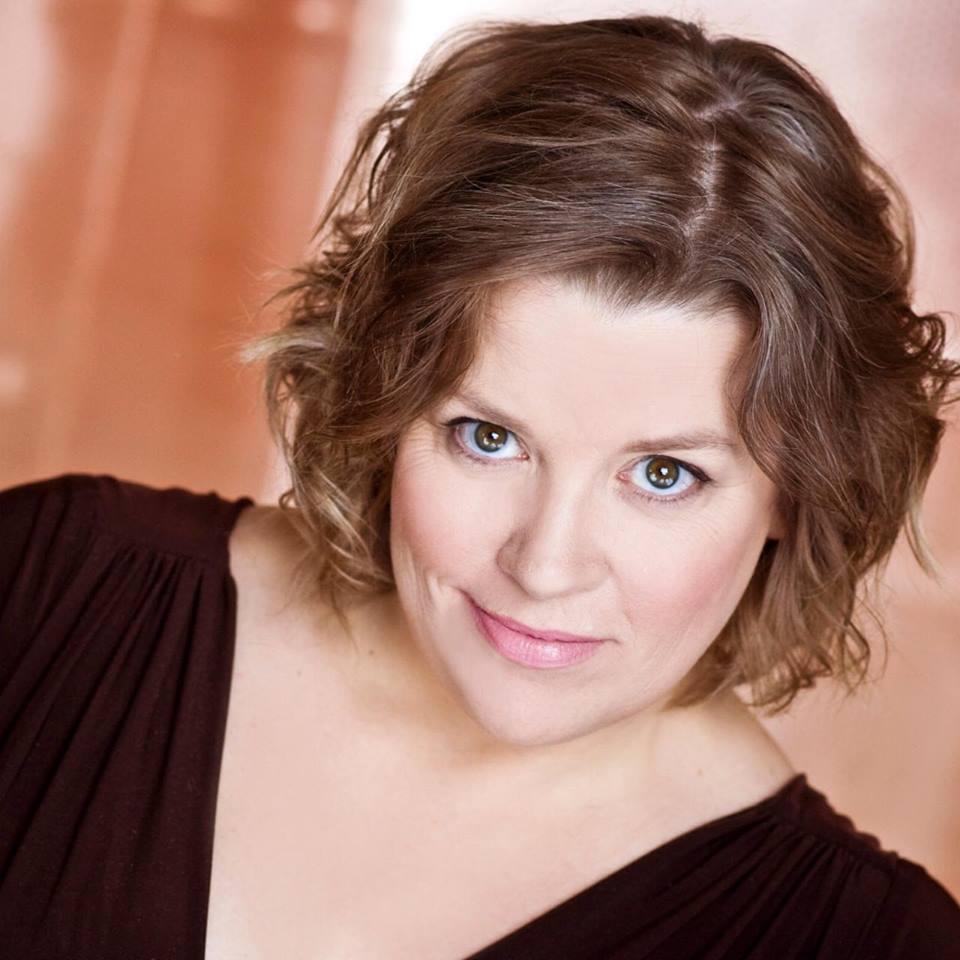 actor Darla Biccum large photo