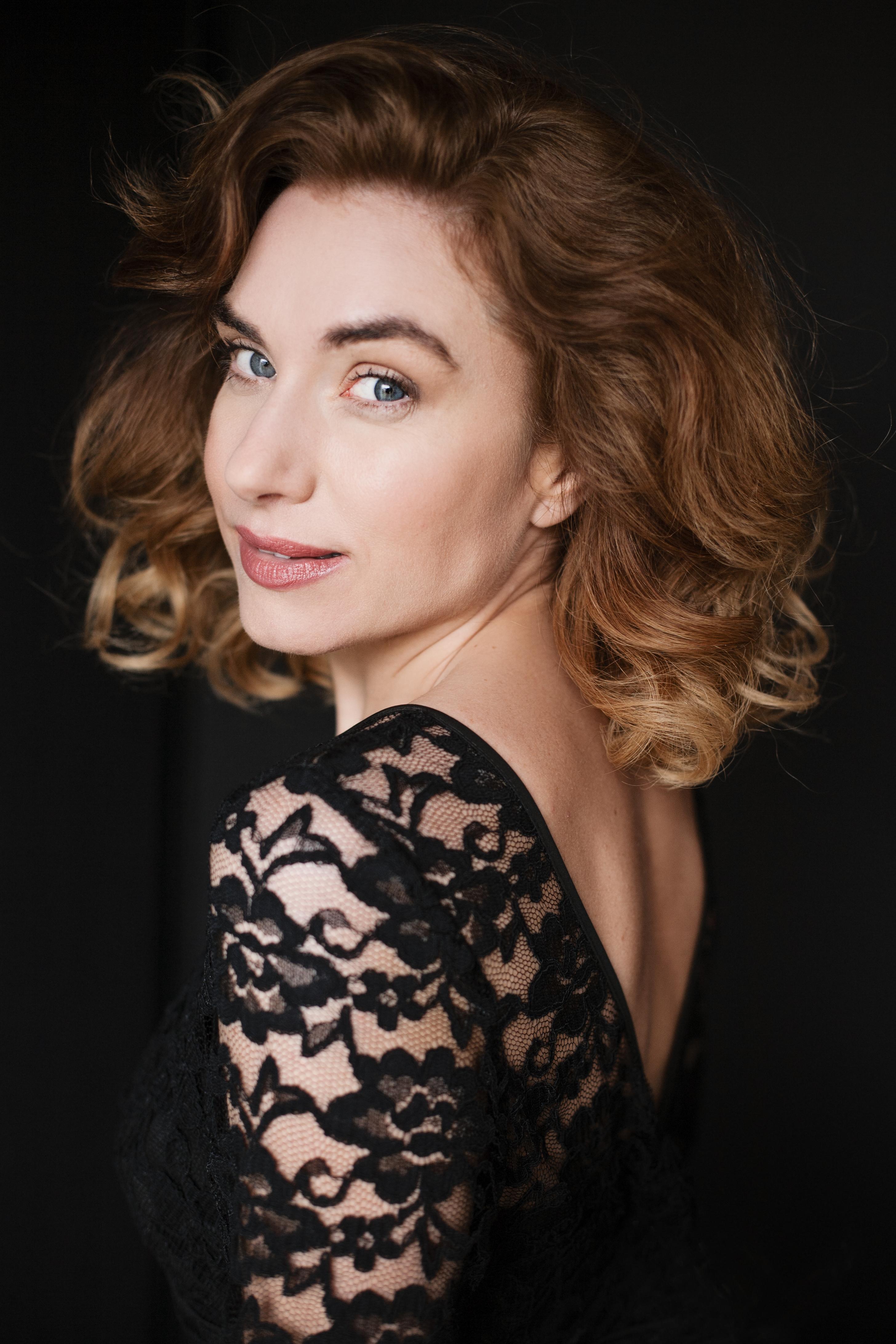 actor Róisín Monaghan large photo