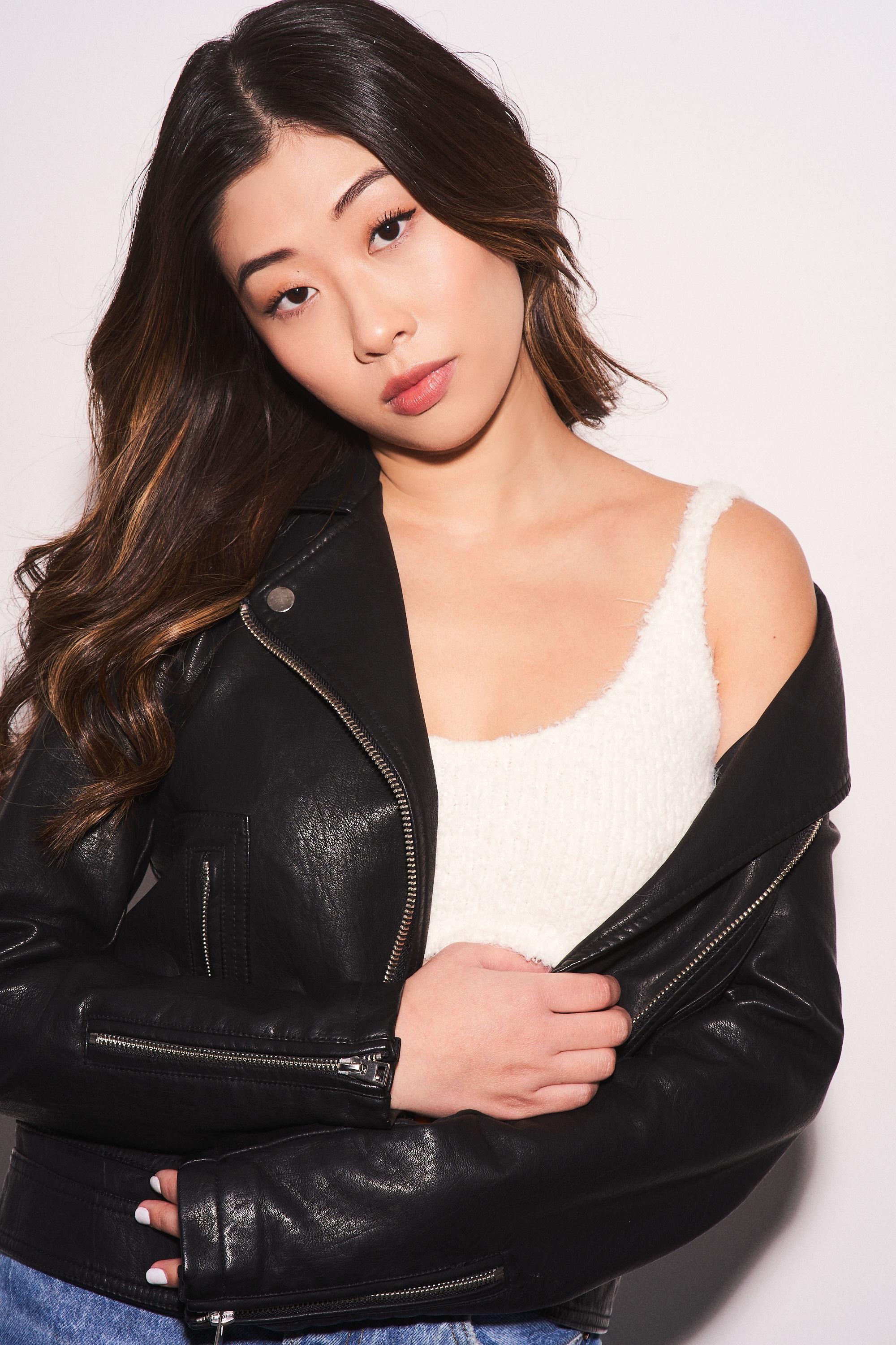 actor Shireen Lai large photo