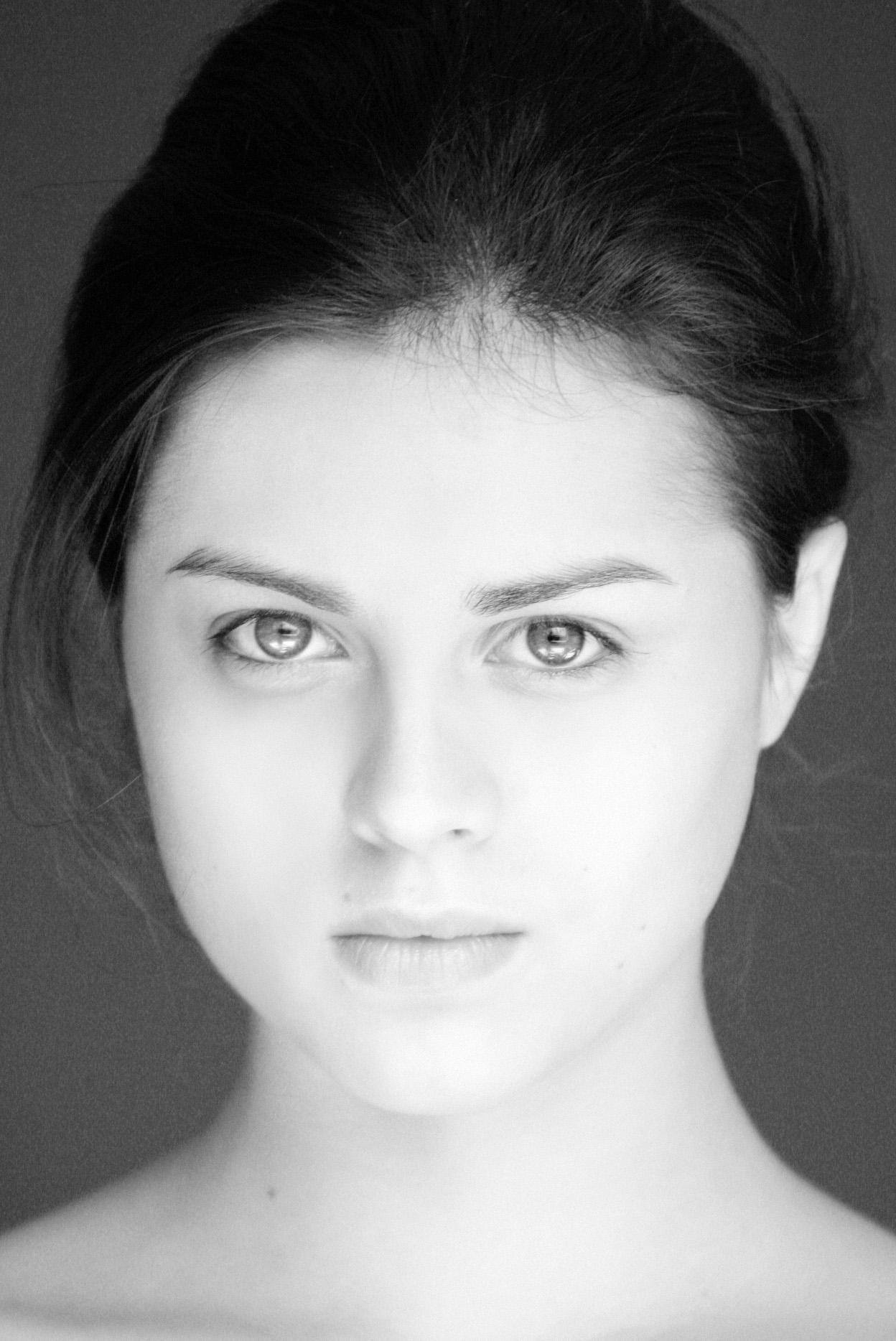 actor Marina Stoimenova large photo