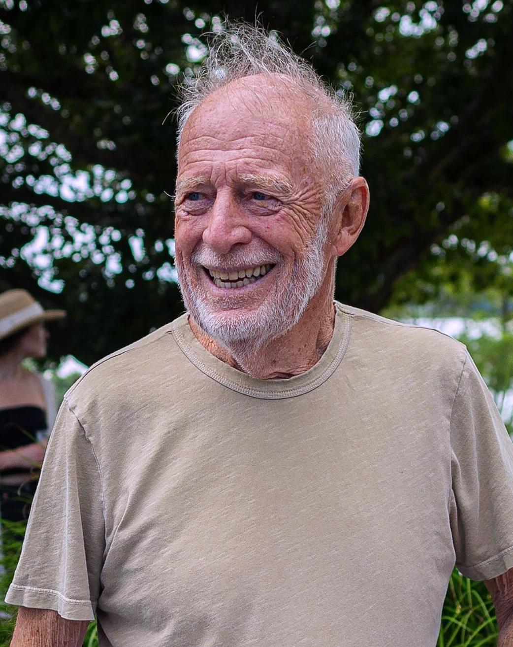 actor Chris Blackwell large photo