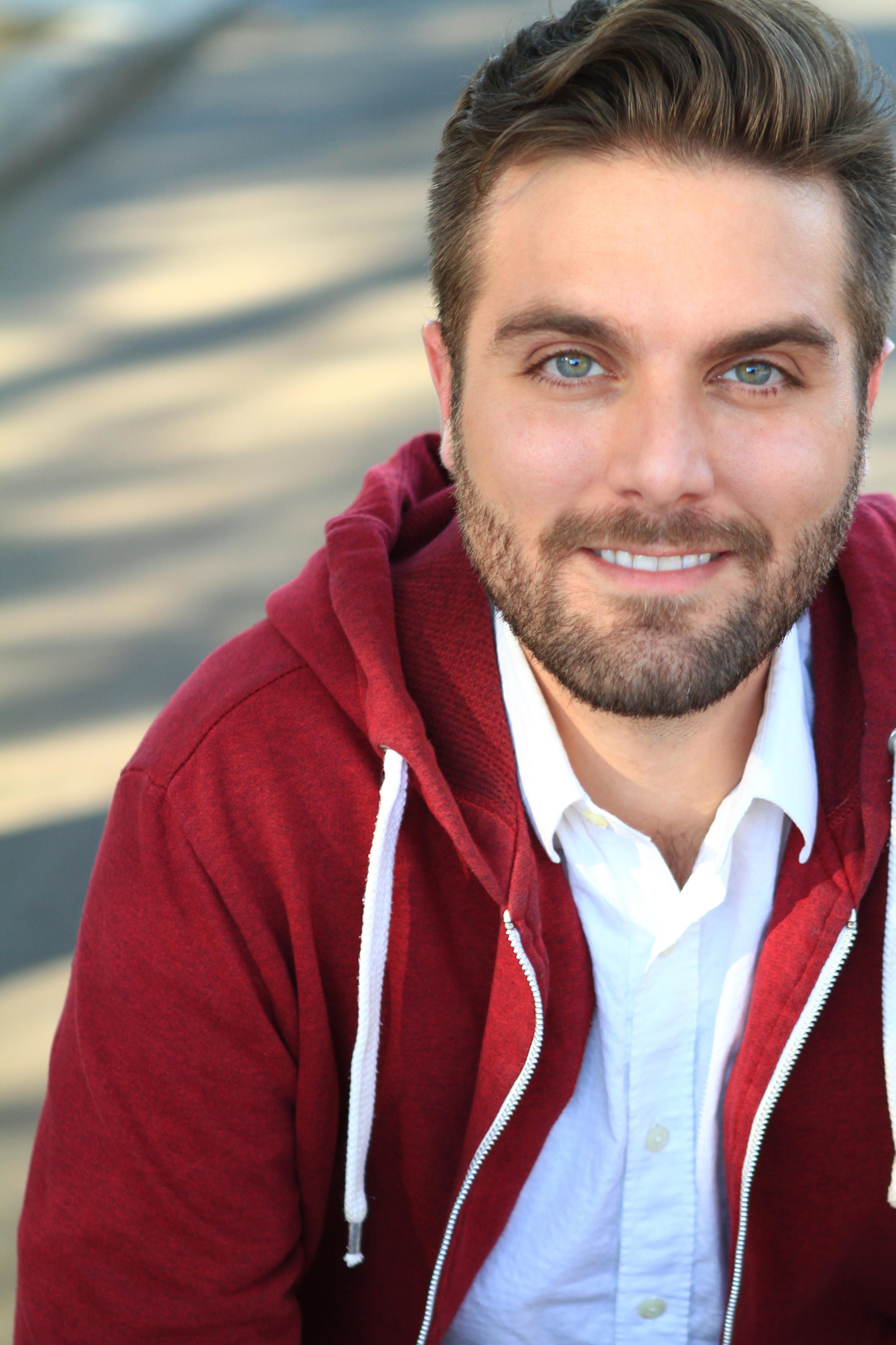 actor Michael Consiglio large photo