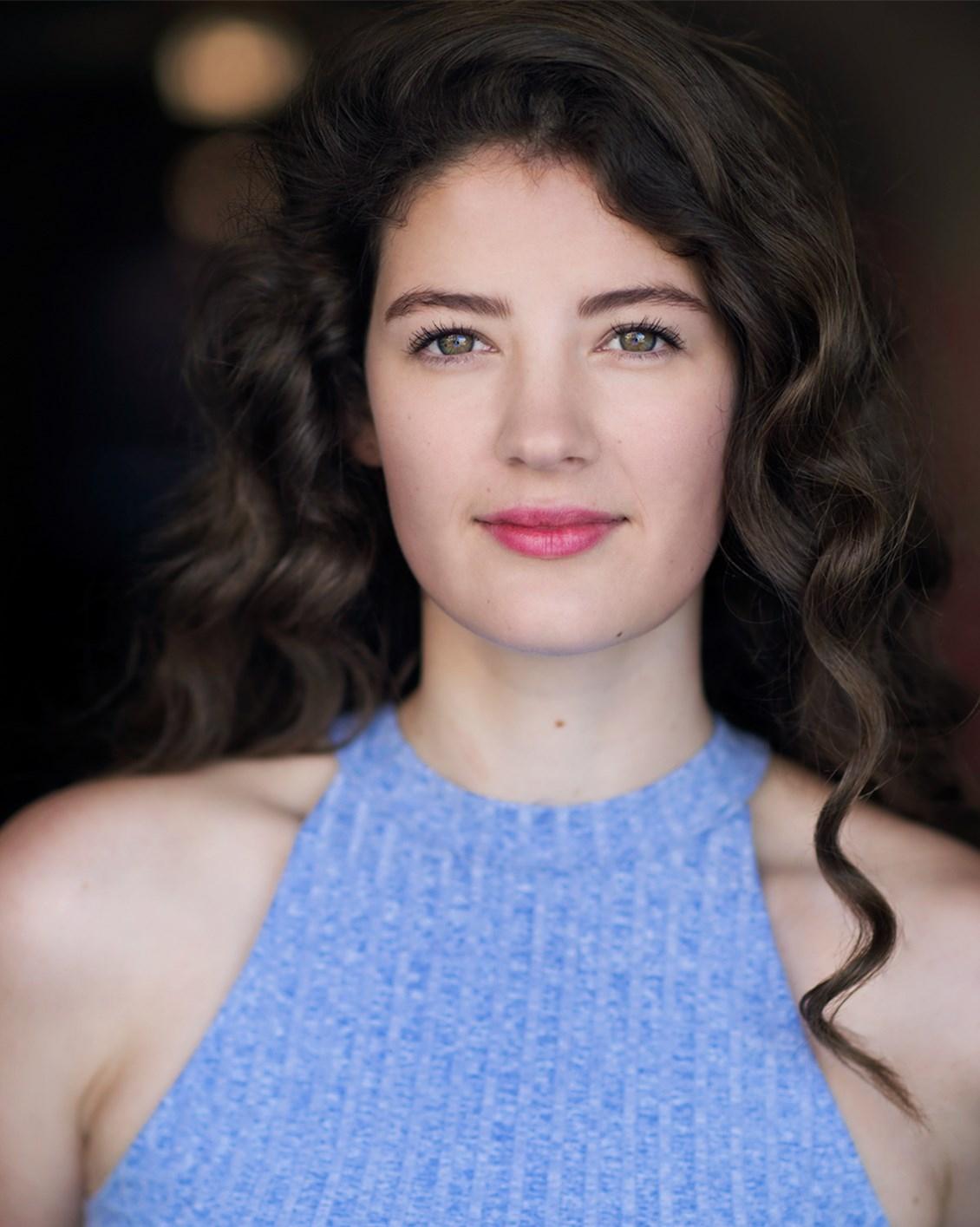 actor Sophie Hawkshaw large photo