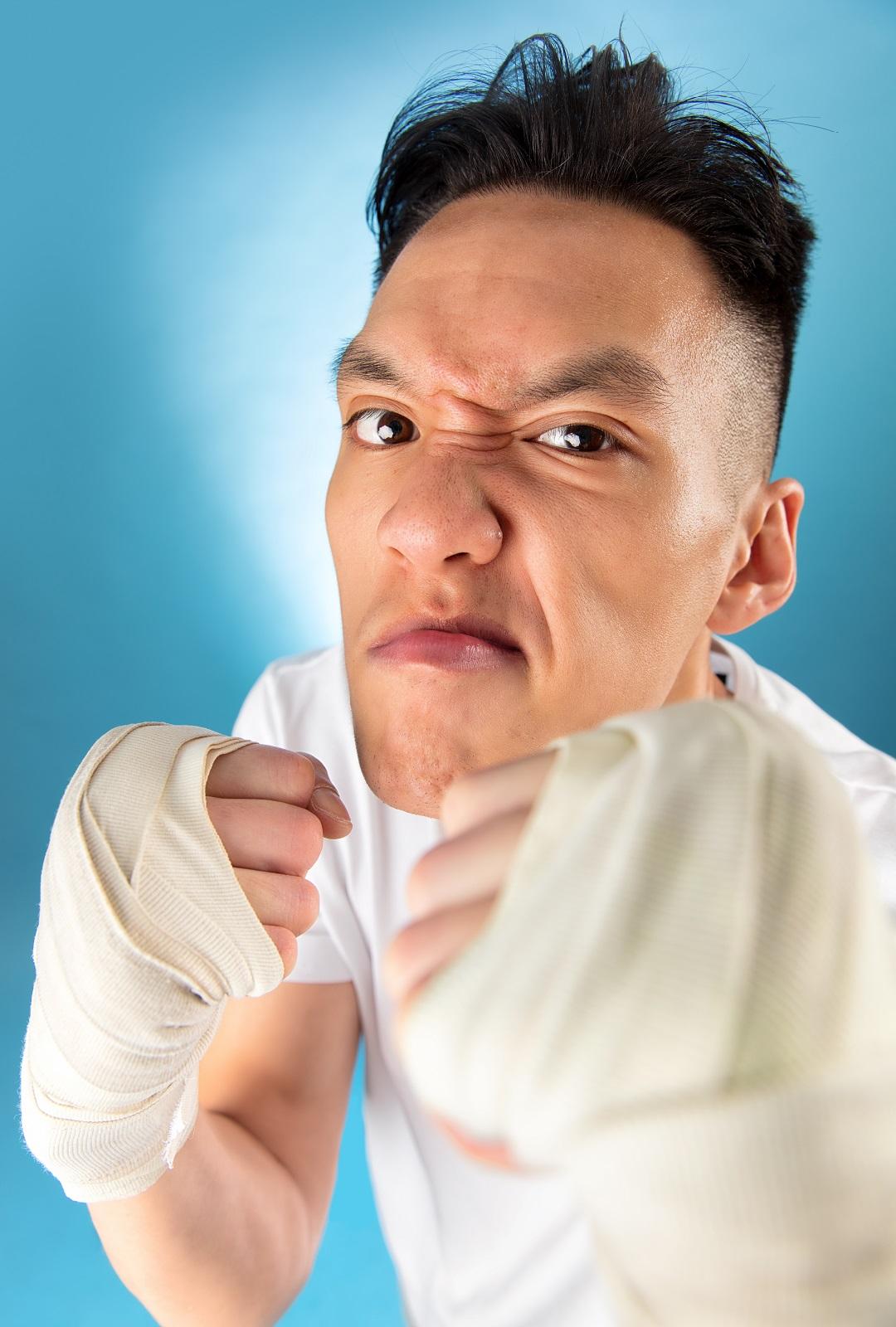 actor Guy Quango large photo