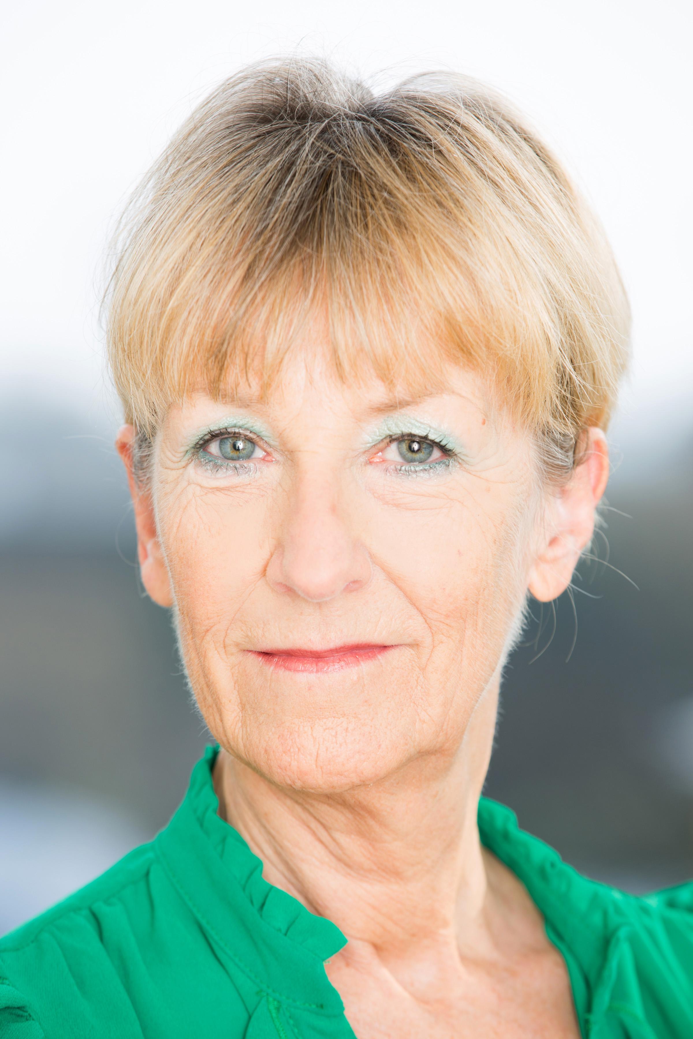 actor Jeryl Burgess large photo